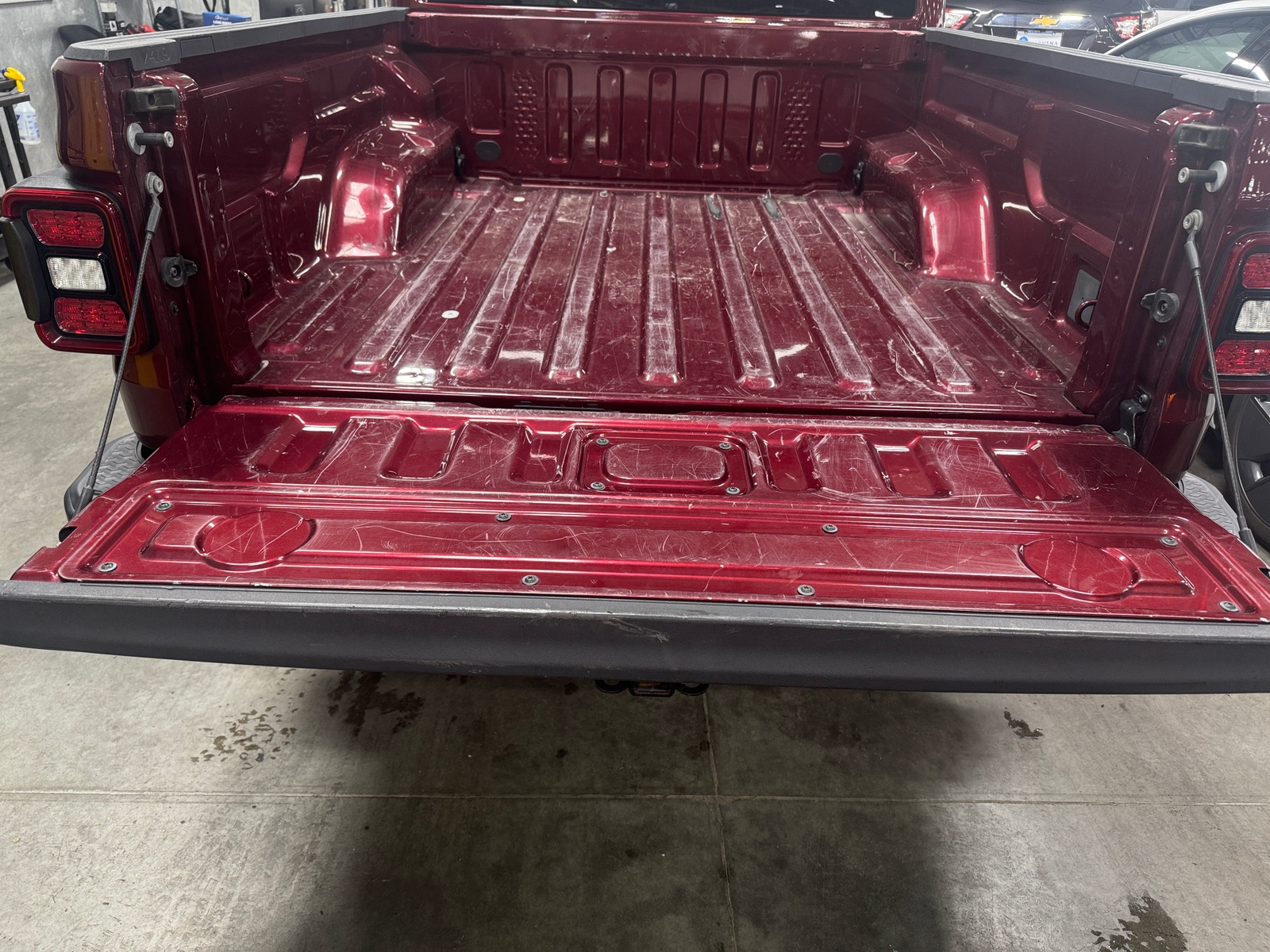 Thumbnail: 2021 Jeep Gladiator - 6