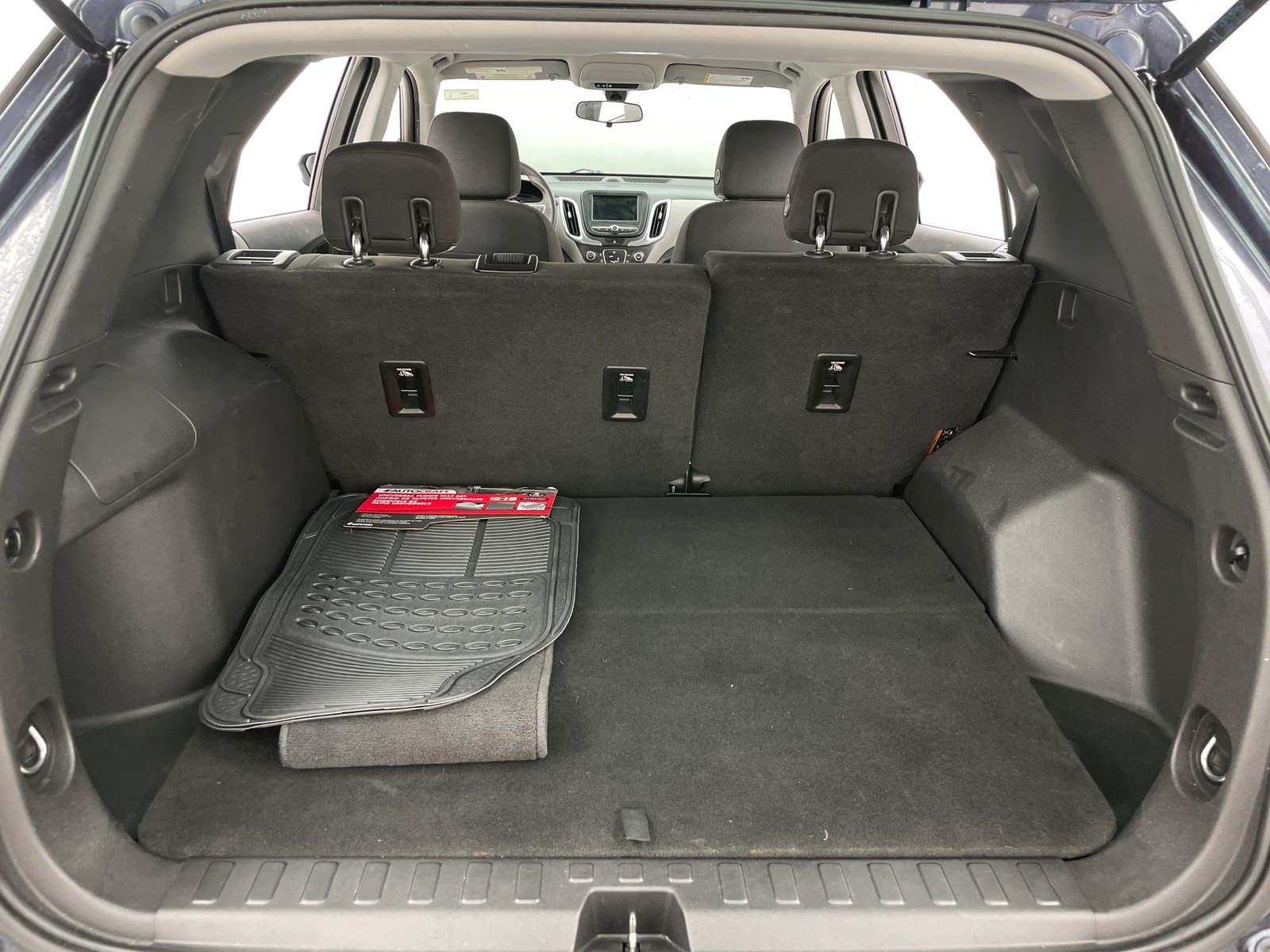Thumbnail: 2019 Chevrolet Equinox - 7