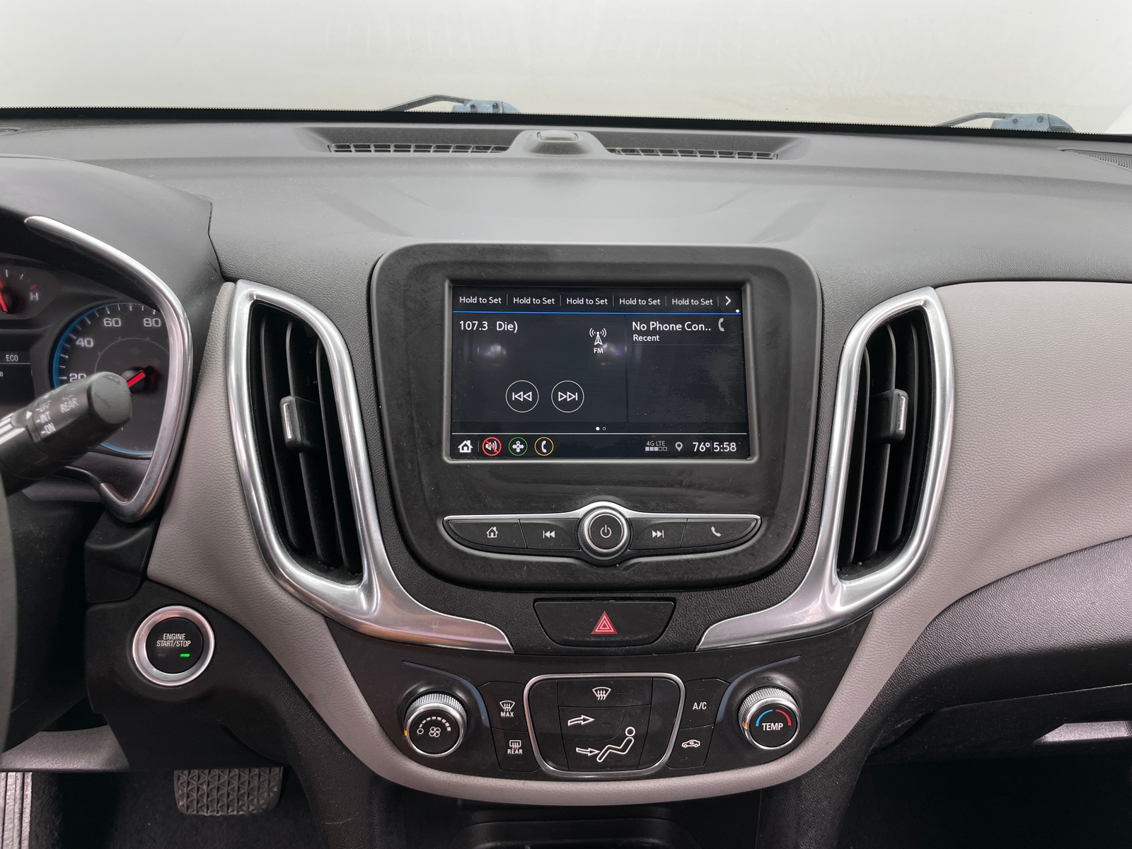 Thumbnail: 2019 Chevrolet Equinox - 4