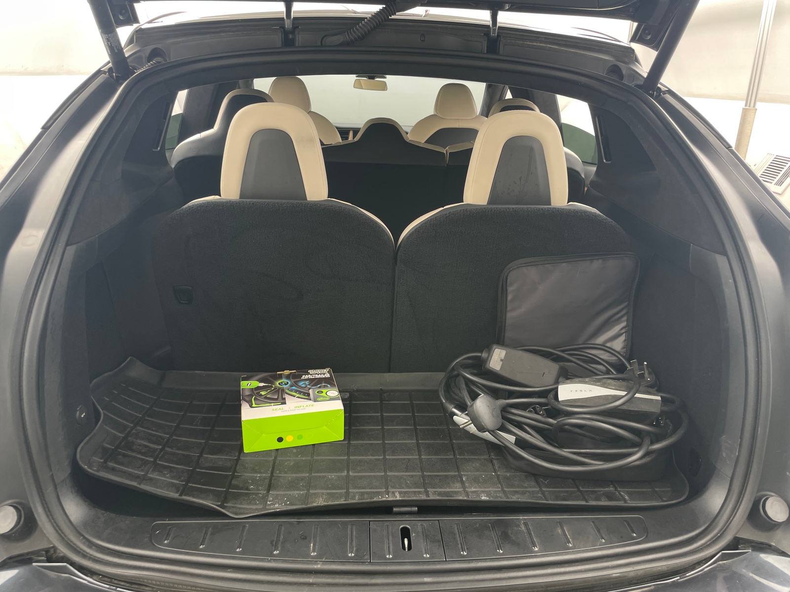 Thumbnail: 2020 Tesla Model X - 6