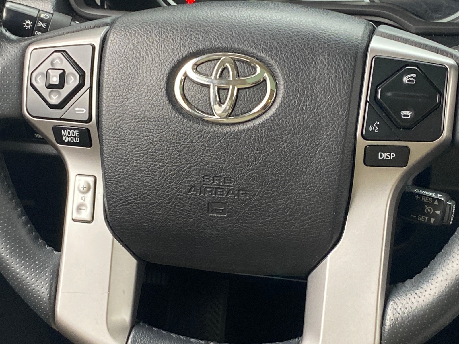 Thumbnail: 2018 Toyota 4Runner - 4