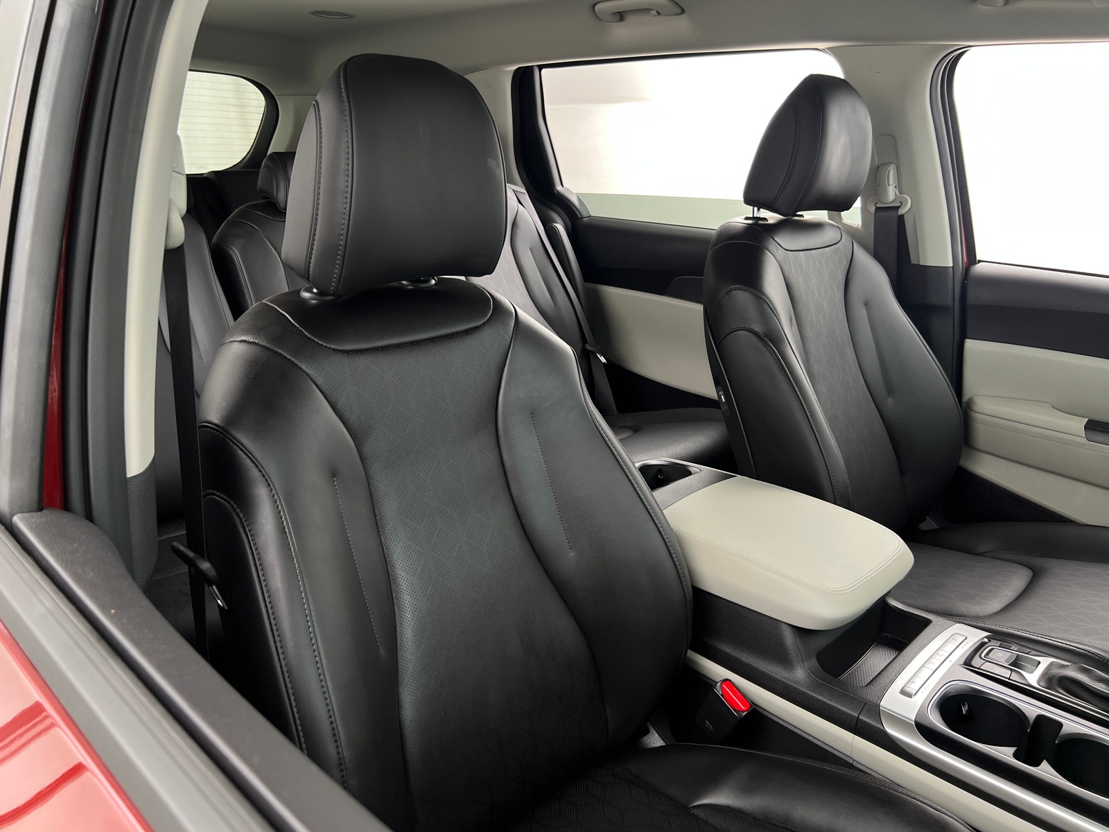Thumbnail: 2024 Kia Carnival - 2