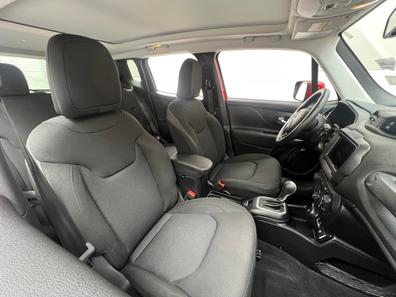 Thumbnail: 2018 Jeep Renegade - 2