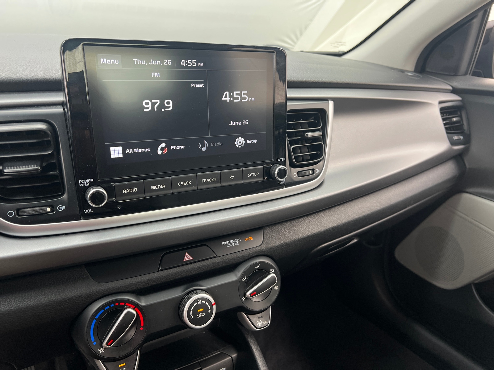 Thumbnail: 2021 Kia Rio - 4