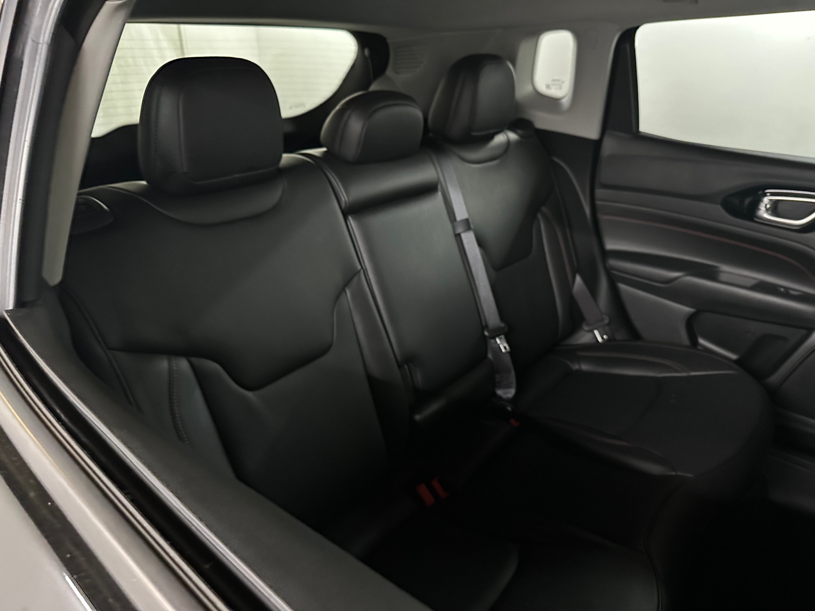 Thumbnail: 2022 Jeep Compass - 5