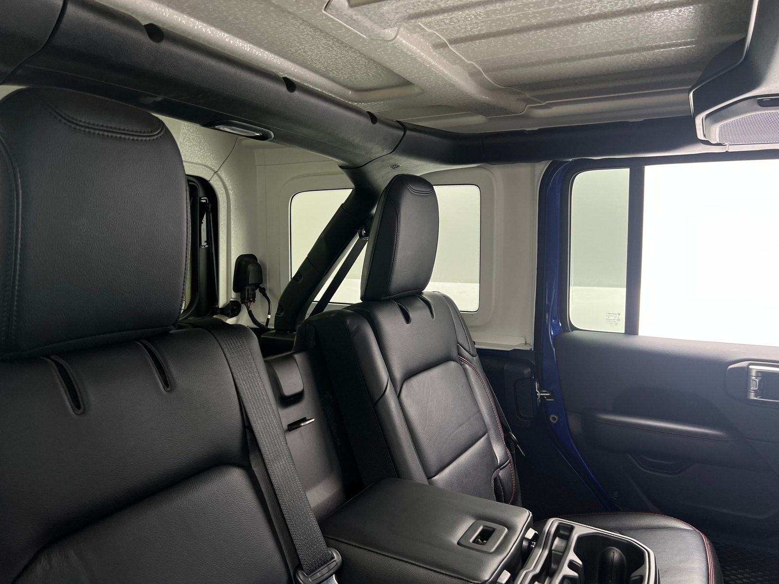 Thumbnail: 2019 Jeep Wrangler - 5