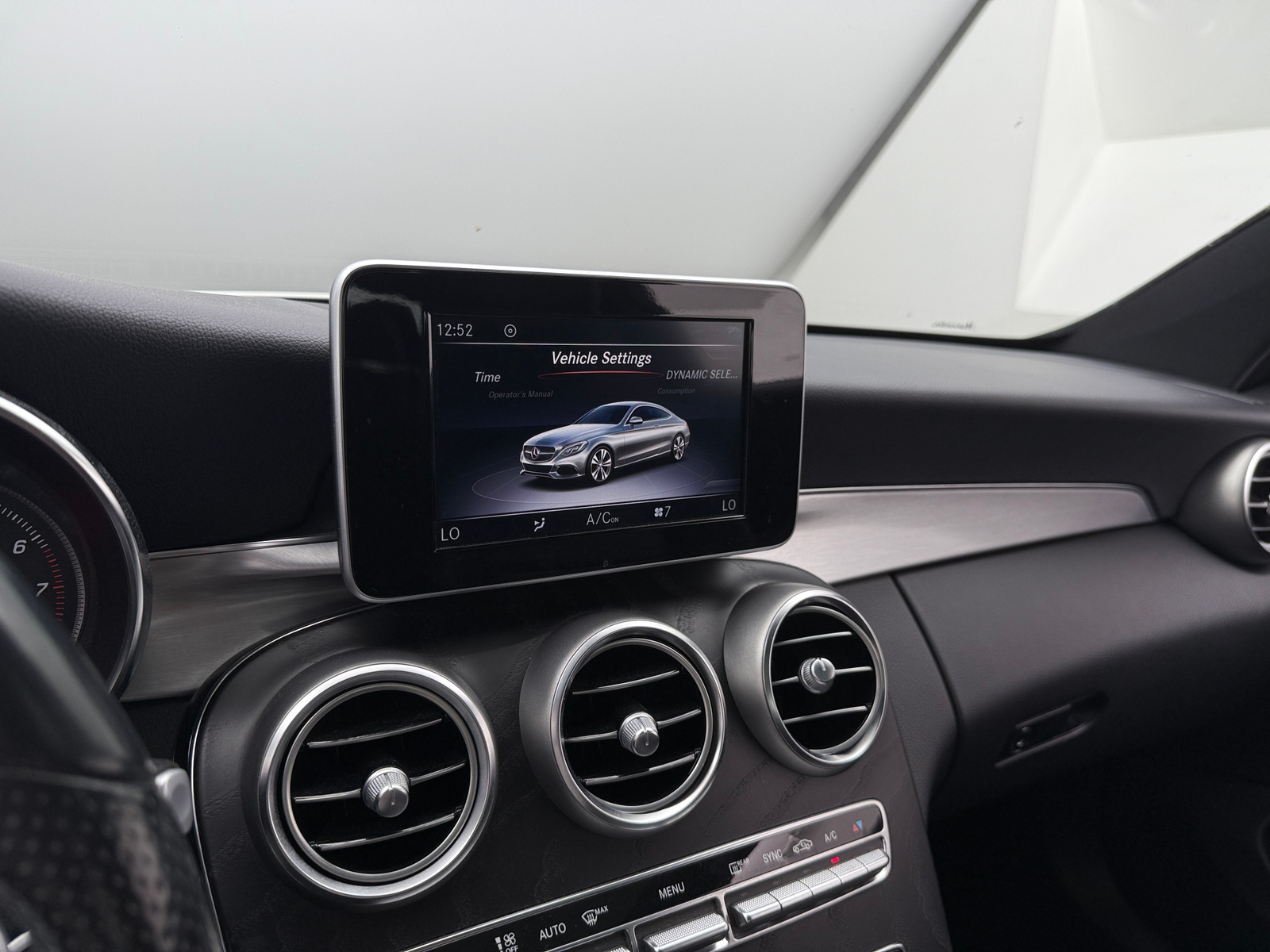 Thumbnail: 2018 Mercedes-Benz C-Class - 2