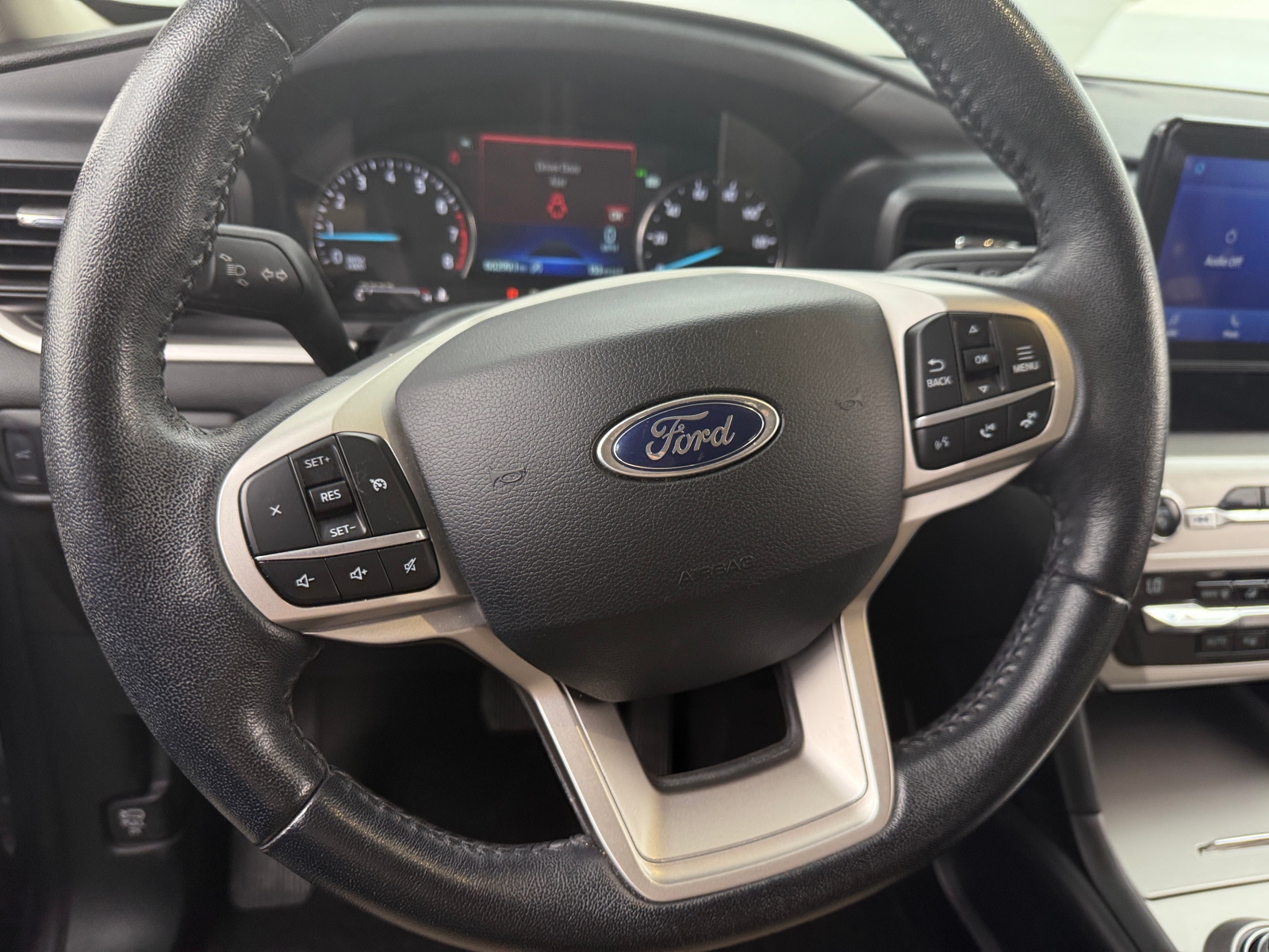 Thumbnail: 2021 Ford Explorer - 5
