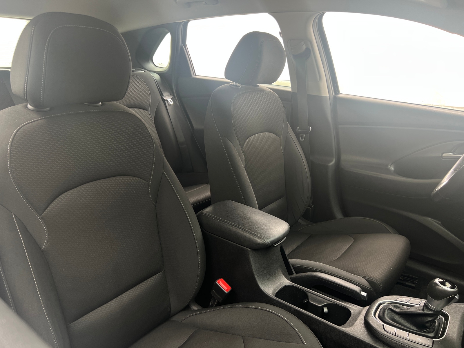 Thumbnail: 2018 Hyundai Elantra - 2