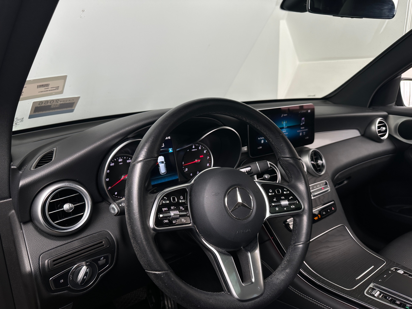 Thumbnail: 2021 Mercedes-Benz GLC - 2