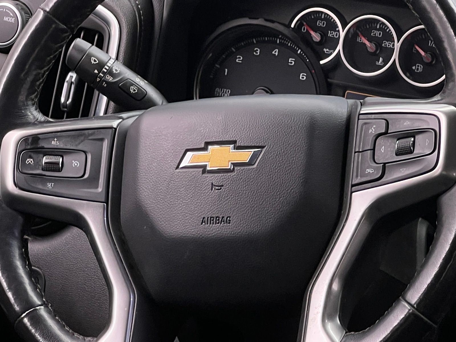 Thumbnail: 2022 Chevrolet Silverado 1500 - 5