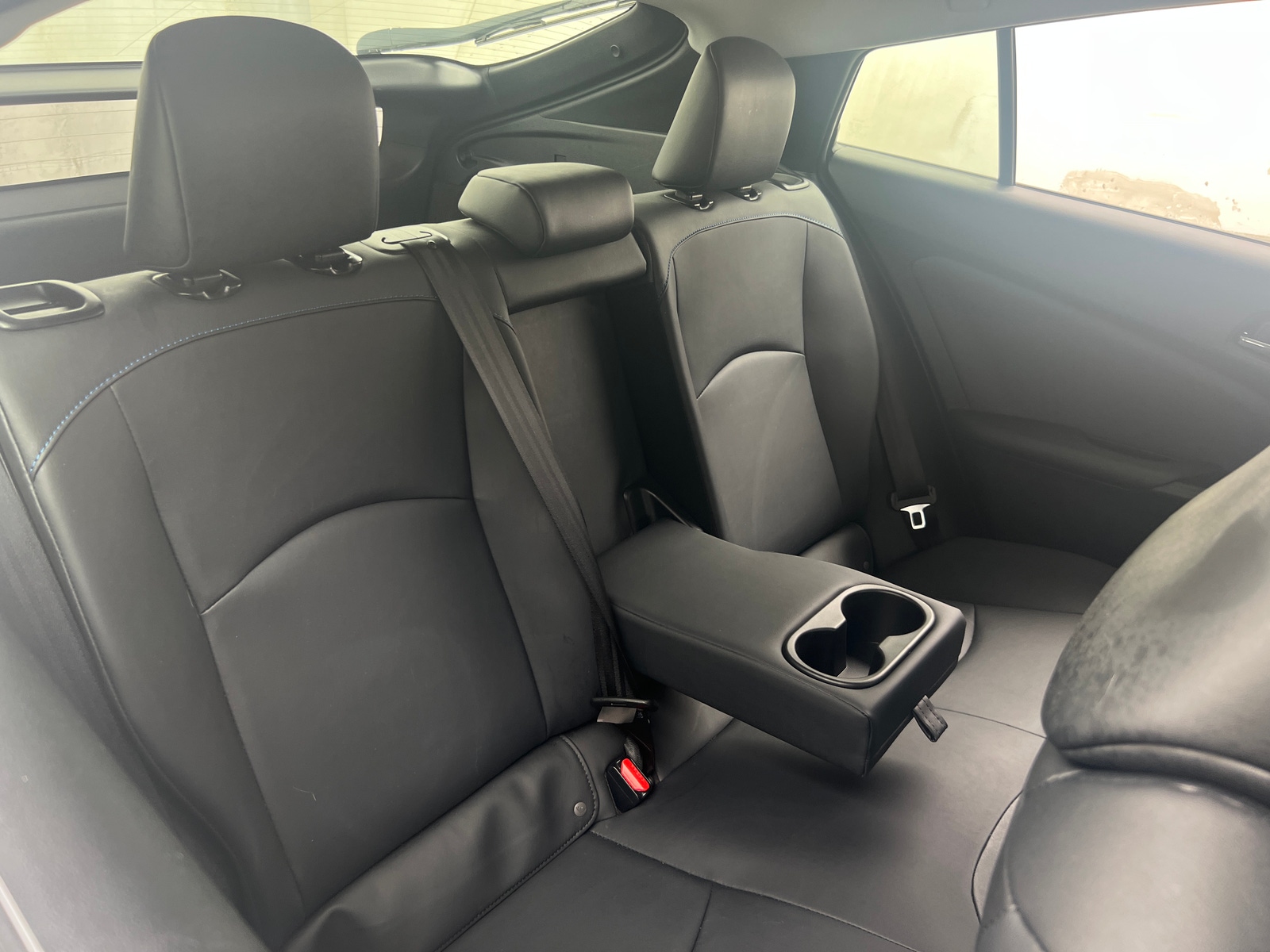 Thumbnail: 2016 Toyota Prius - 6