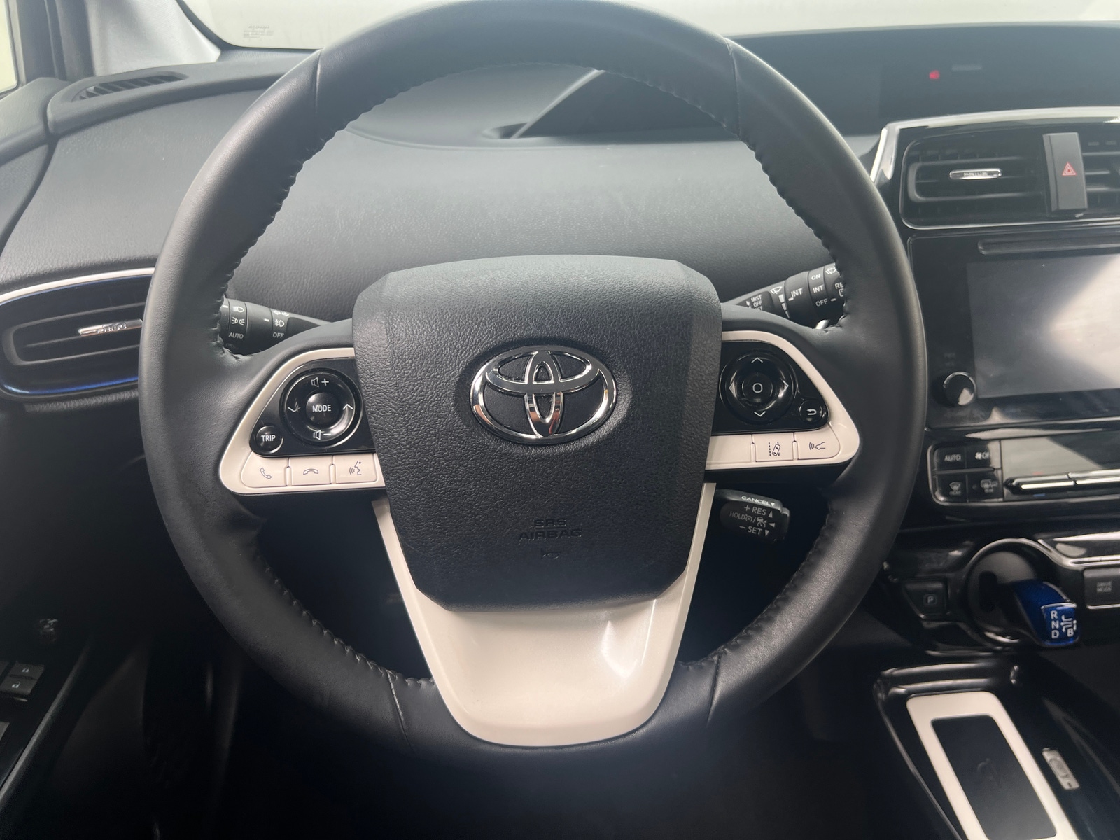 Thumbnail: 2016 Toyota Prius - 5