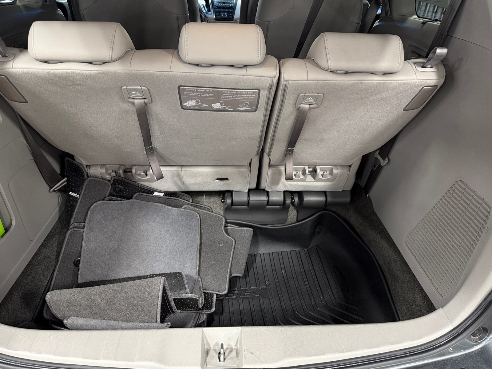 Thumbnail: 2012 Honda Odyssey - 6