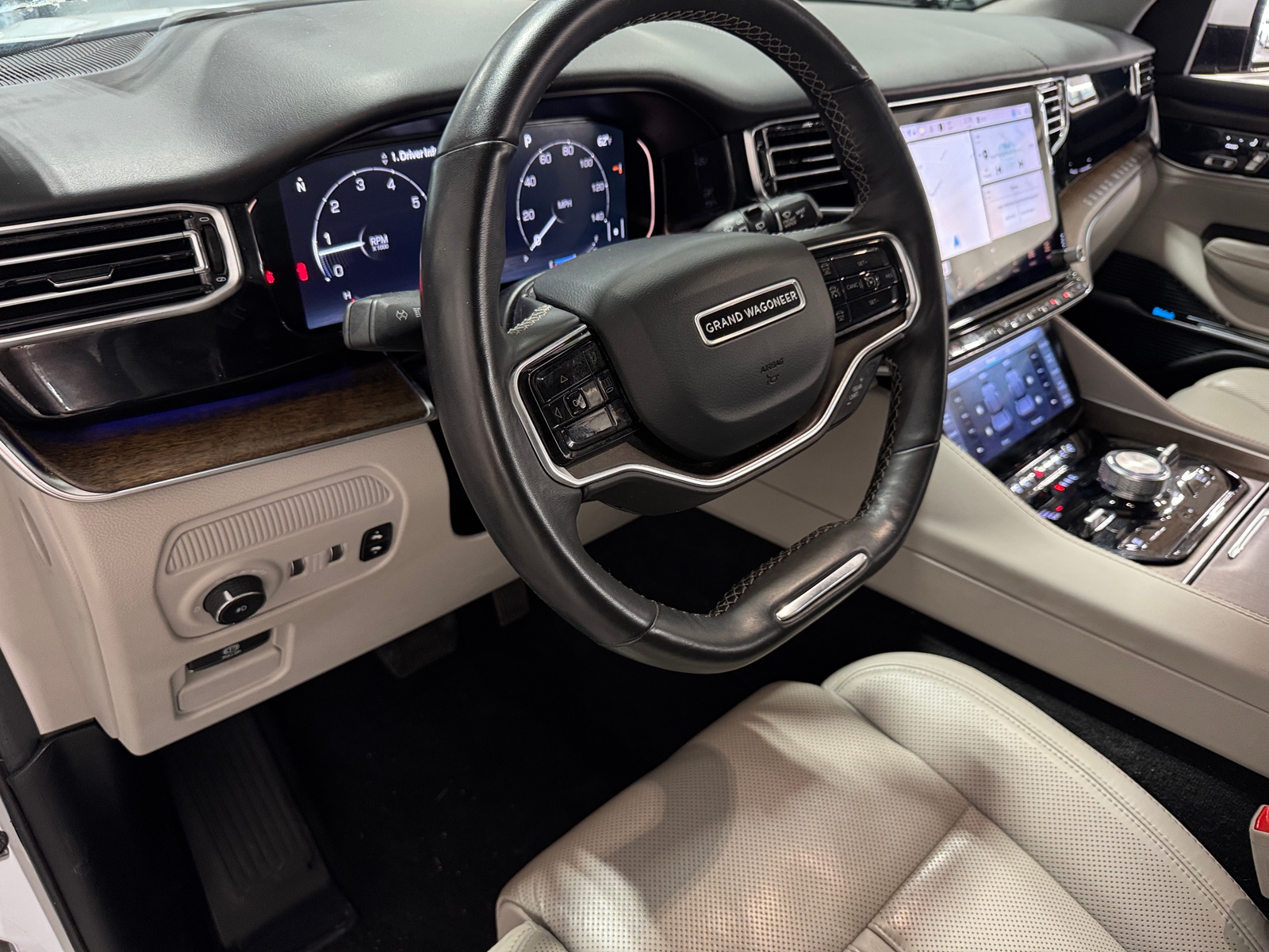 Thumbnail: 2022 Jeep Grand Wagoneer - 2