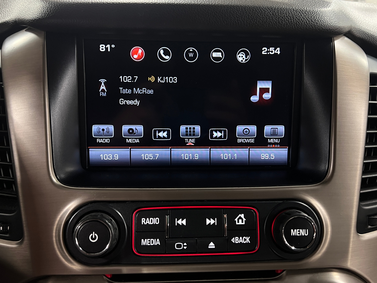Thumbnail: 2016 GMC Yukon - 3
