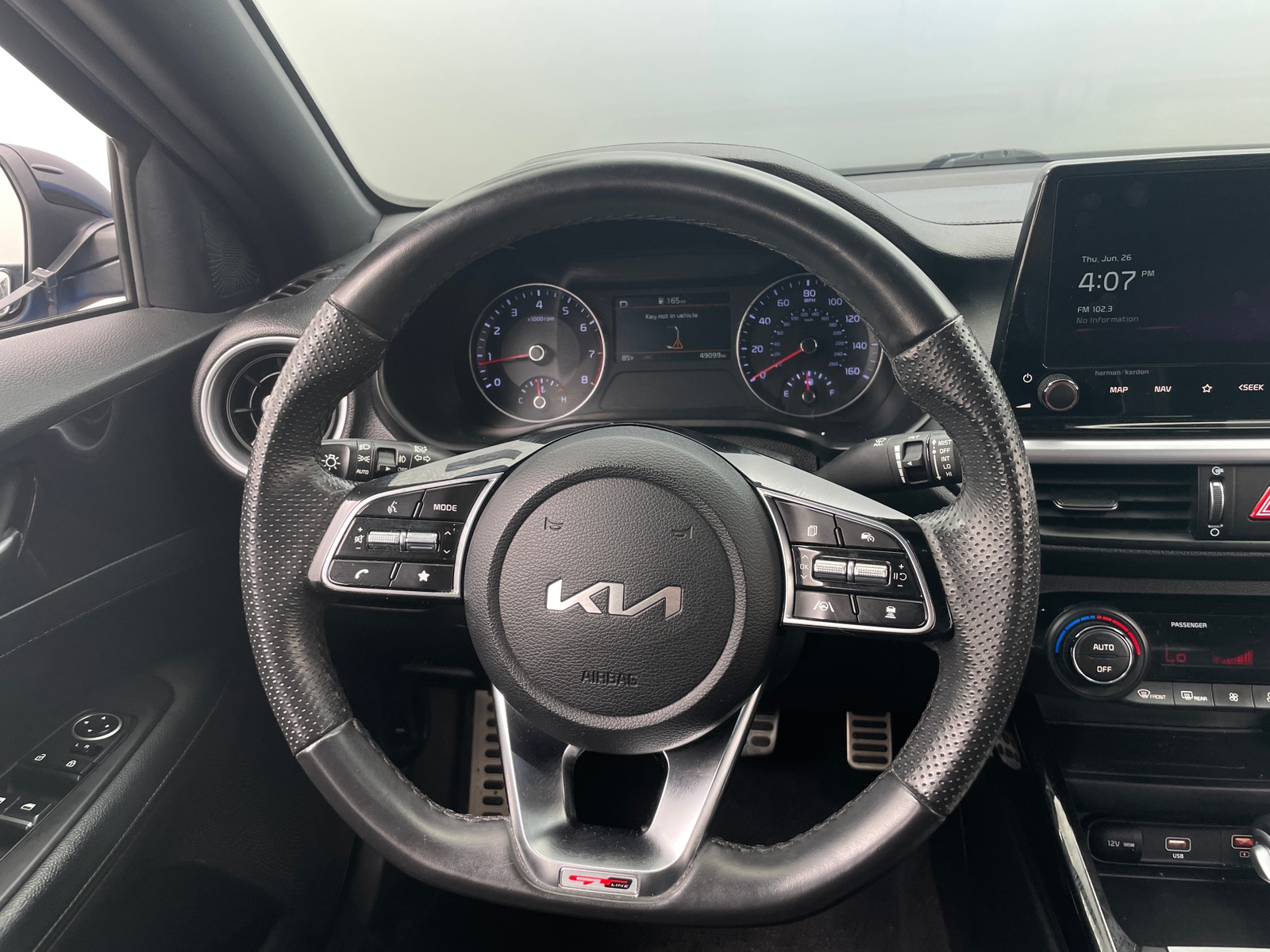 Thumbnail: 2023 Kia Forte - 4