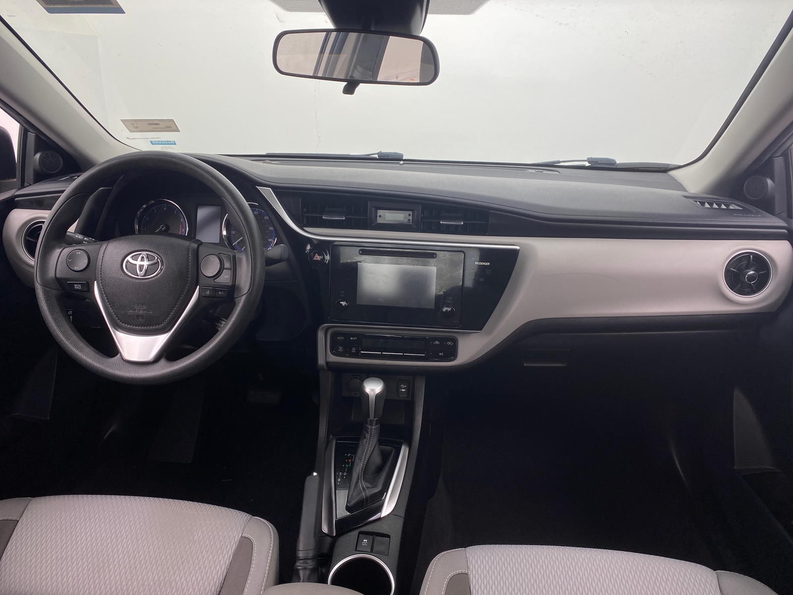 Thumbnail: 2017 Toyota Corolla - 3
