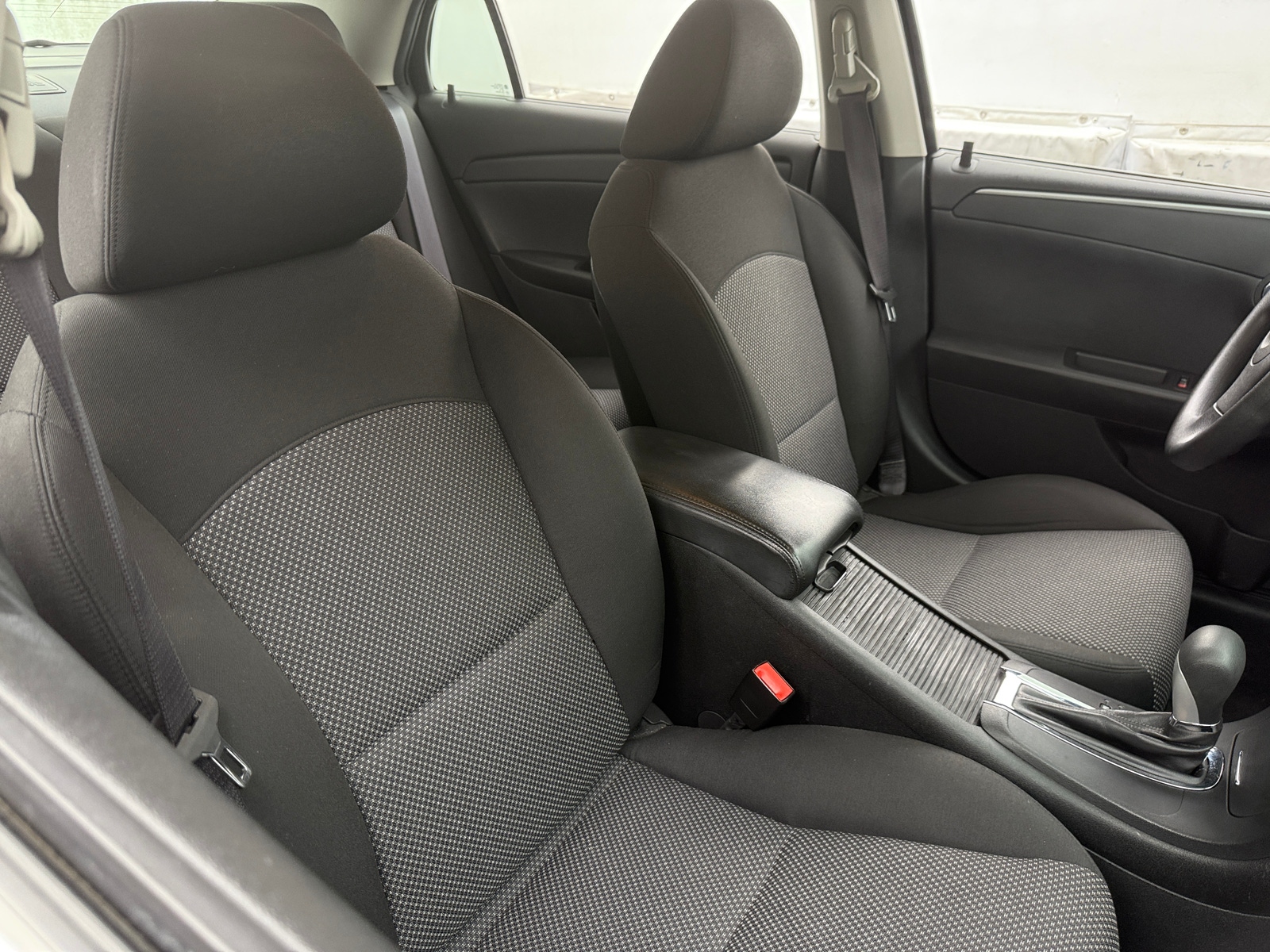Thumbnail: 2010 Chevrolet Malibu - 2