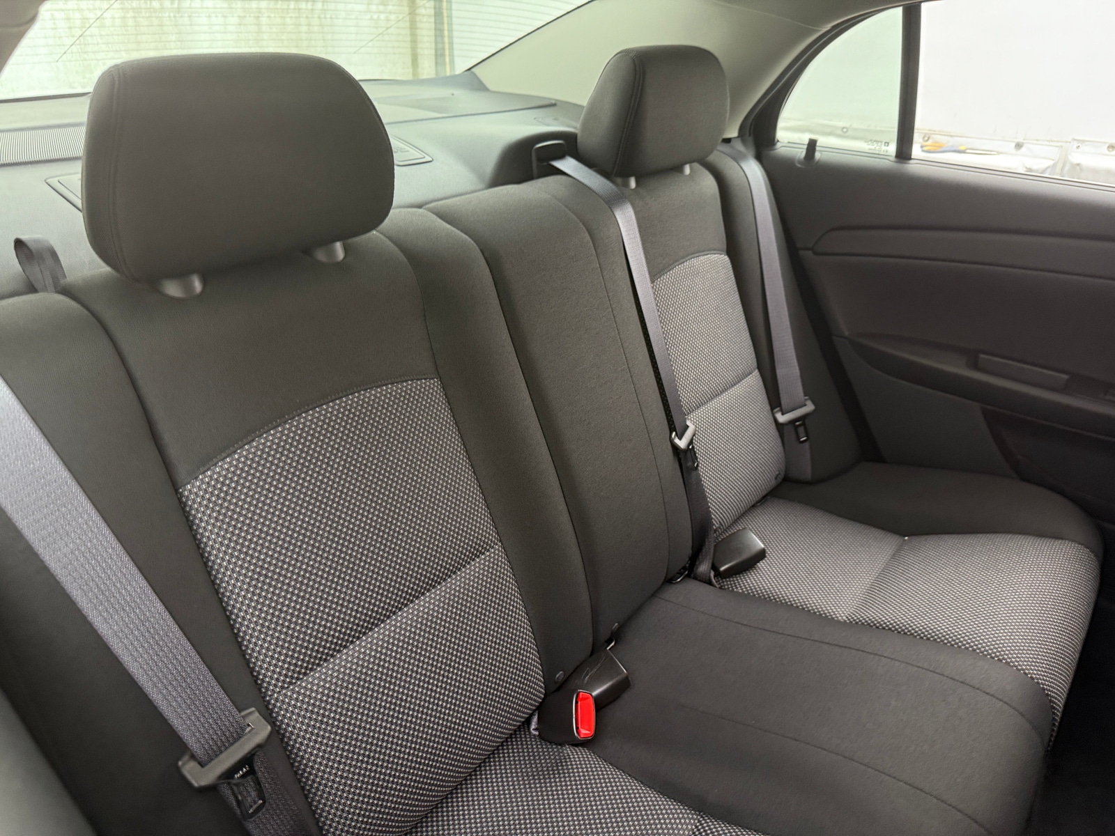 Thumbnail: 2010 Chevrolet Malibu - 6