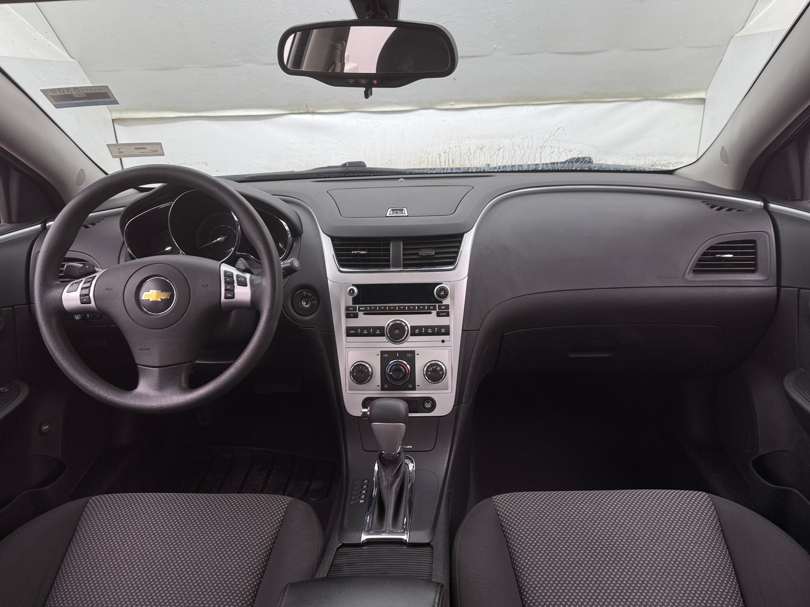 Thumbnail: 2010 Chevrolet Malibu - 3