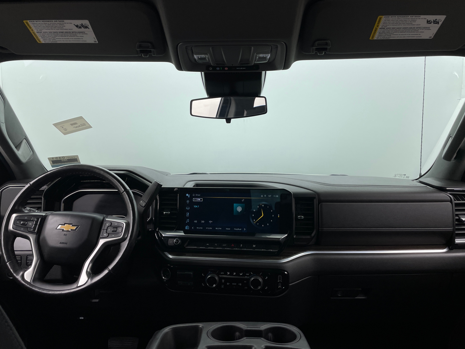 Thumbnail: 2022 Chevrolet Silverado 1500 - 3
