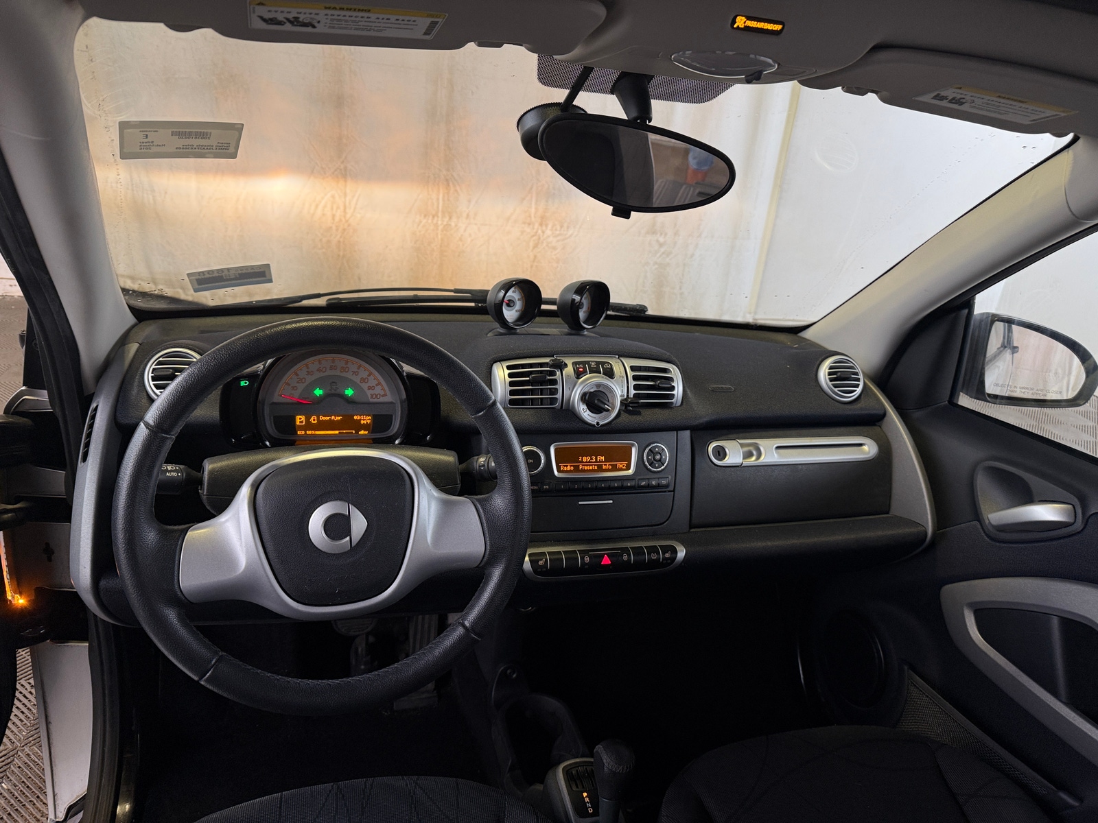 Thumbnail: 2015 smart fortwo - 3