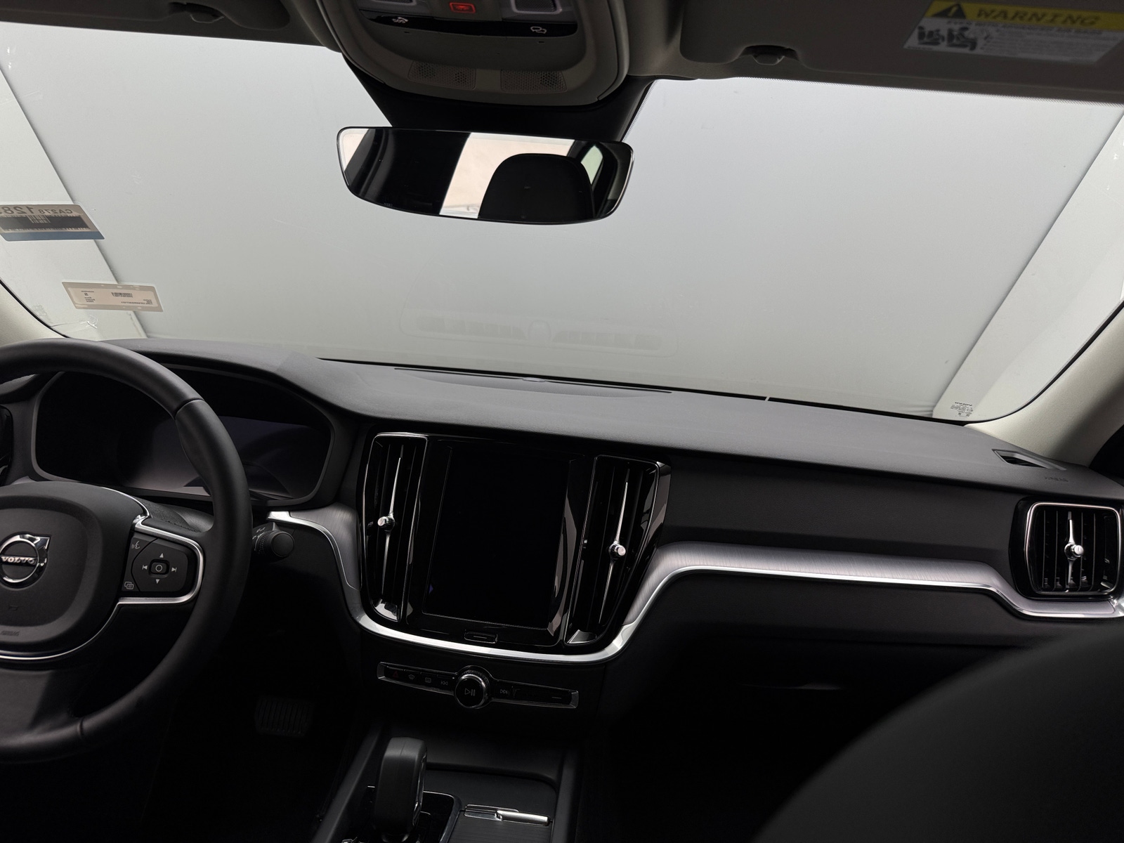 Thumbnail: 2024 Volvo S60 - 3