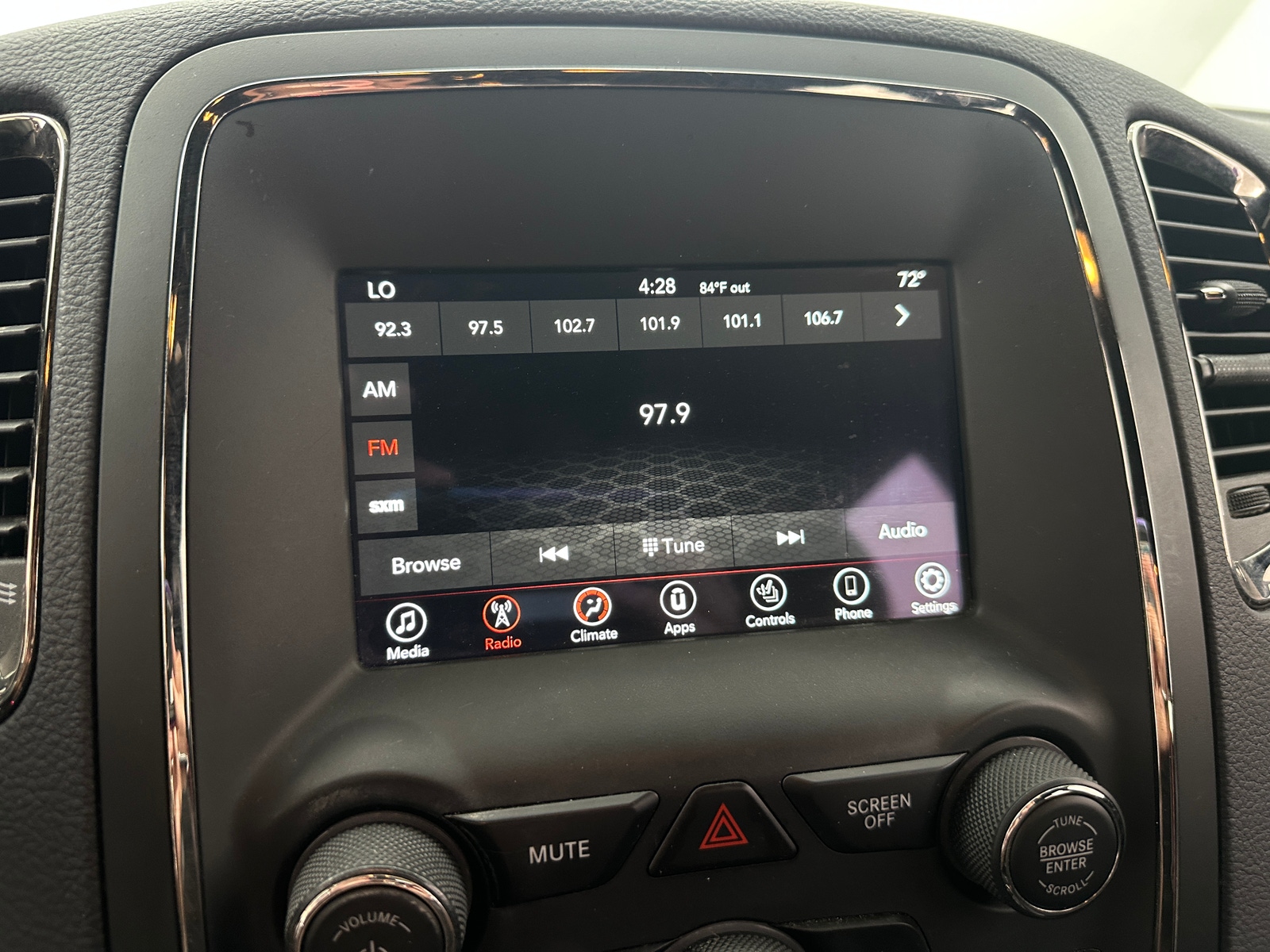 Thumbnail: 2019 Dodge Durango - 3
