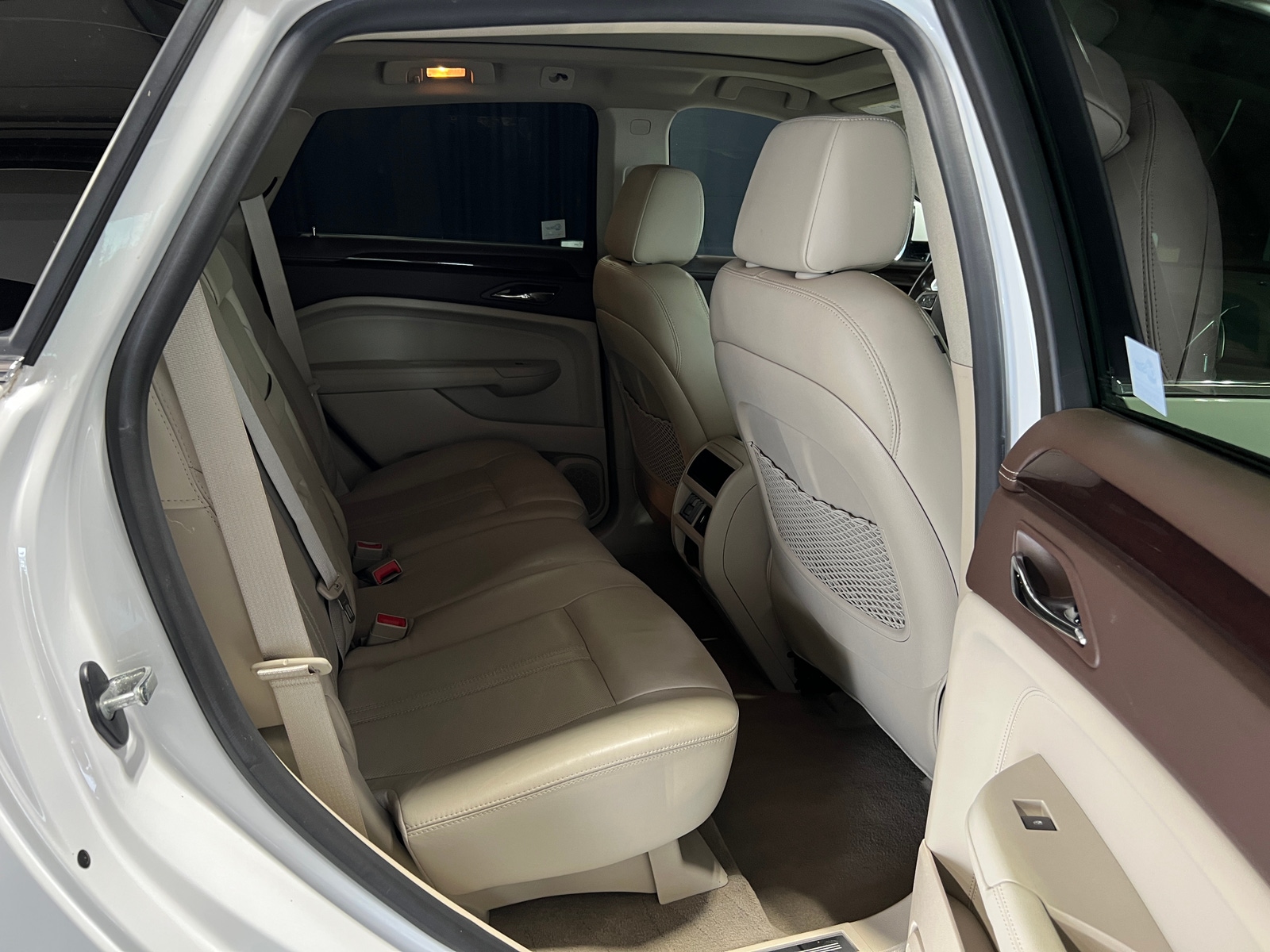 Thumbnail: 2011 Cadillac SRX - 5