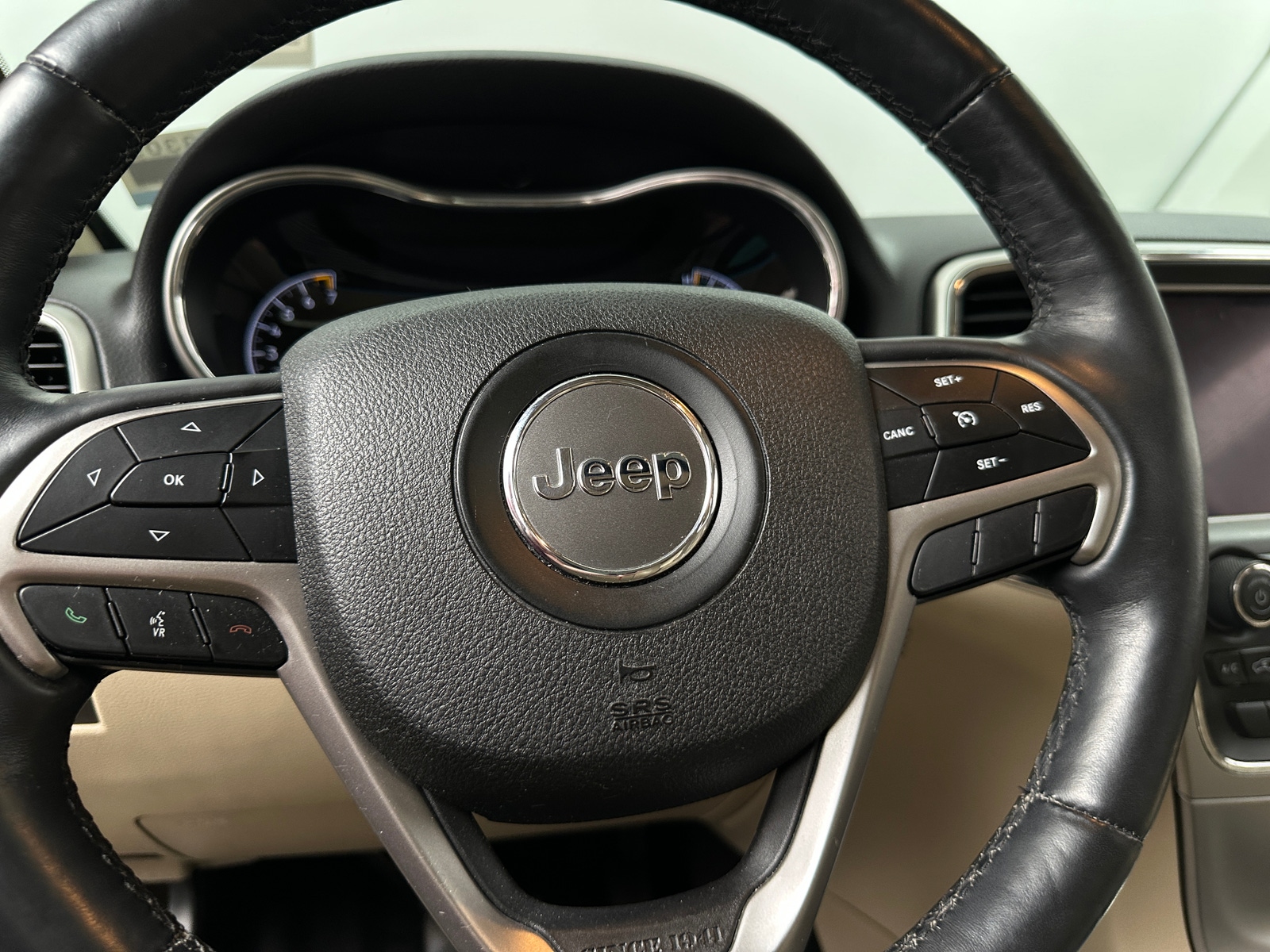 Thumbnail: 2018 Jeep Grand Cherokee - 4