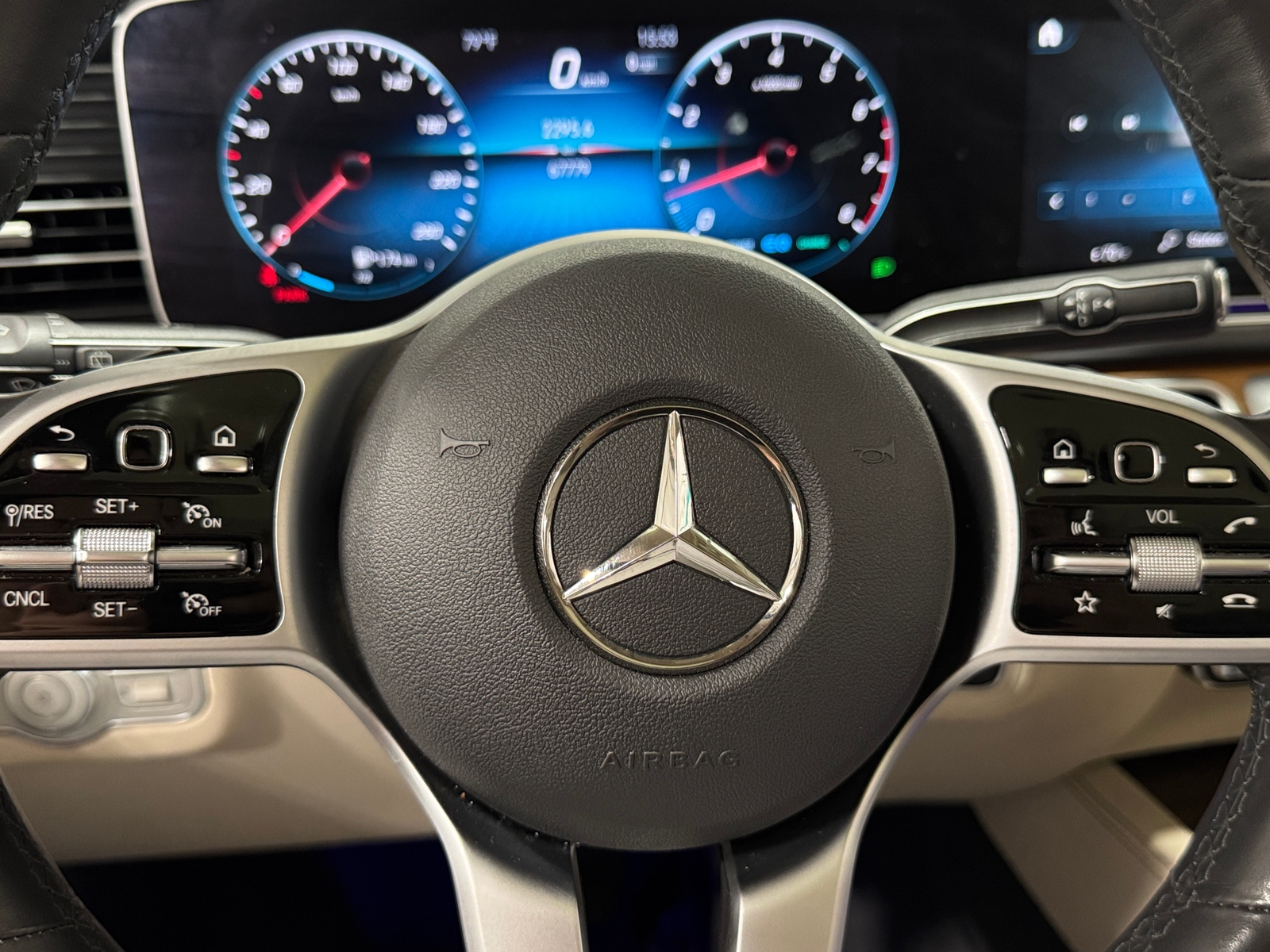 Thumbnail: 2020 Mercedes-Benz GLE - 5