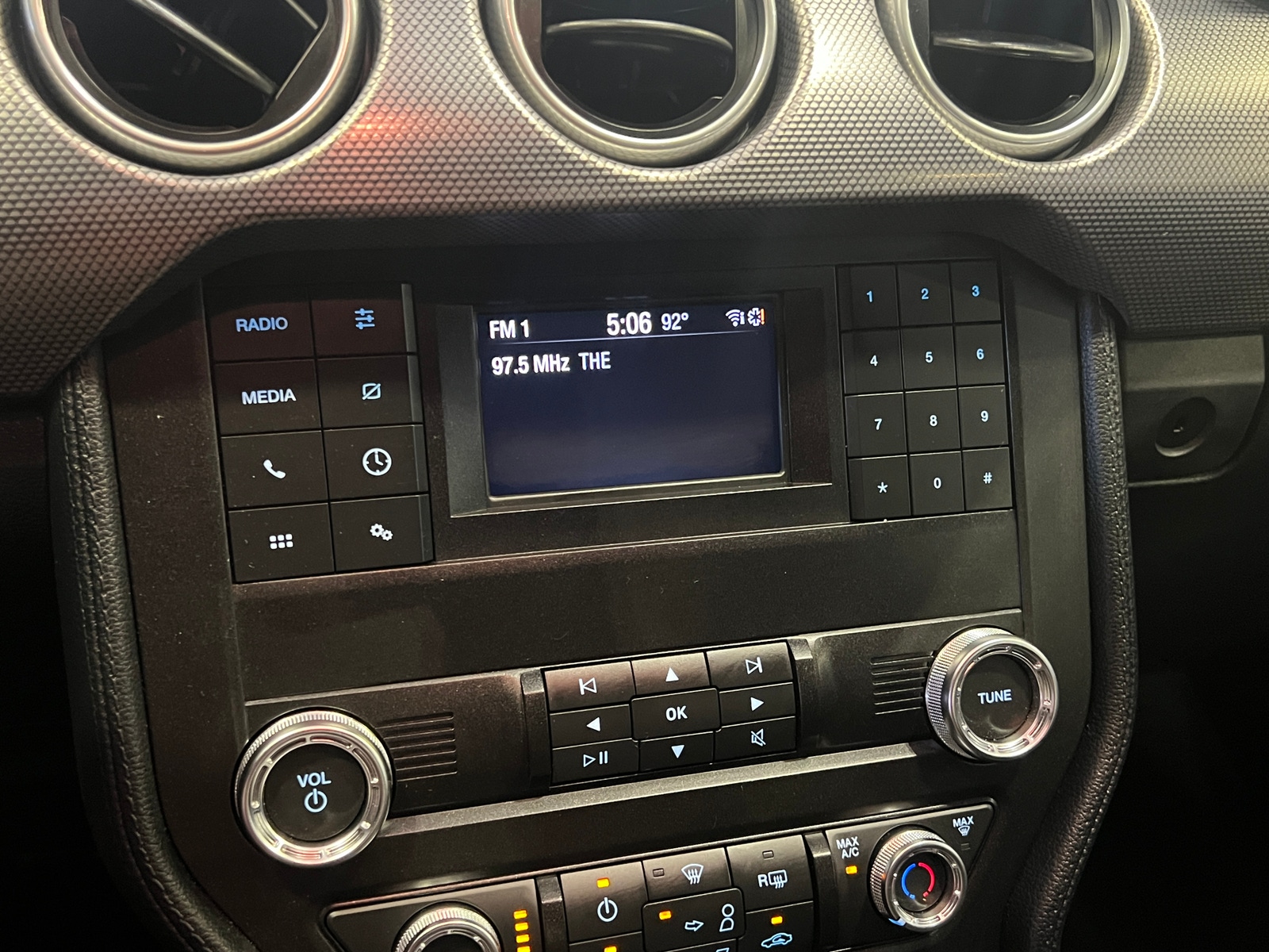 Thumbnail: 2019 Ford Mustang - 4