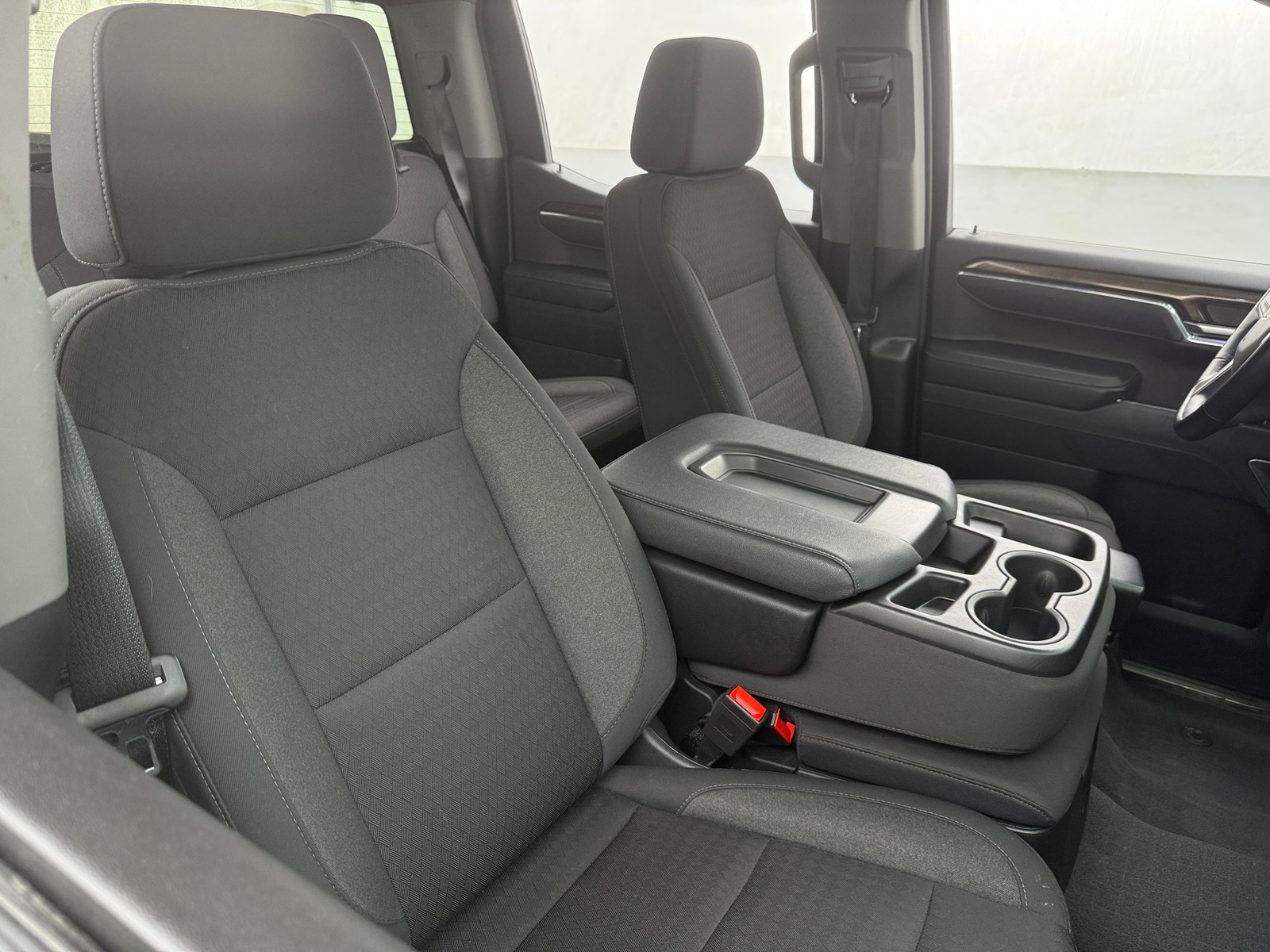 Thumbnail: 2024 Chevrolet Silverado 1500 - 2