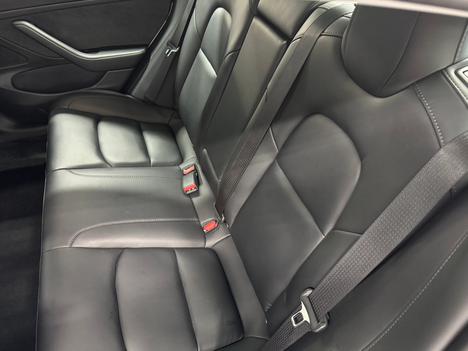 Thumbnail: 2021 Tesla Model 3 - 4