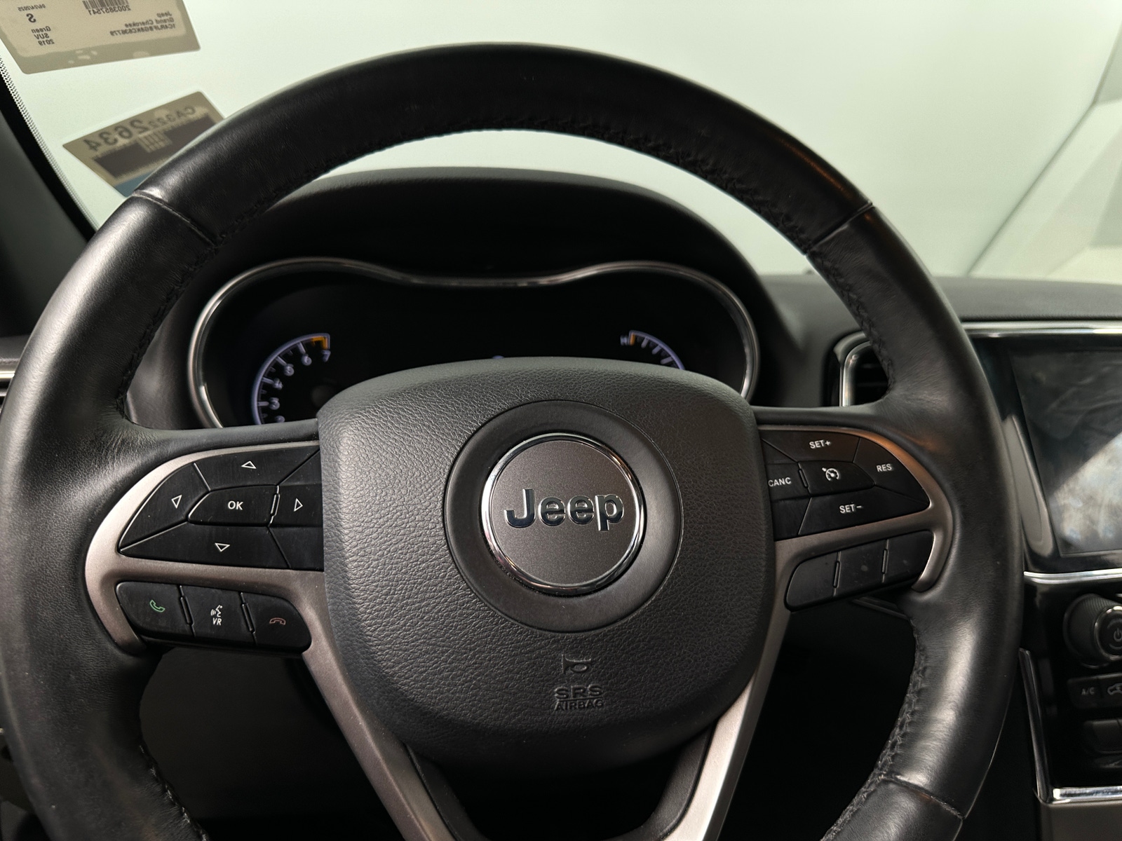Thumbnail: 2019 Jeep Grand Cherokee - 4