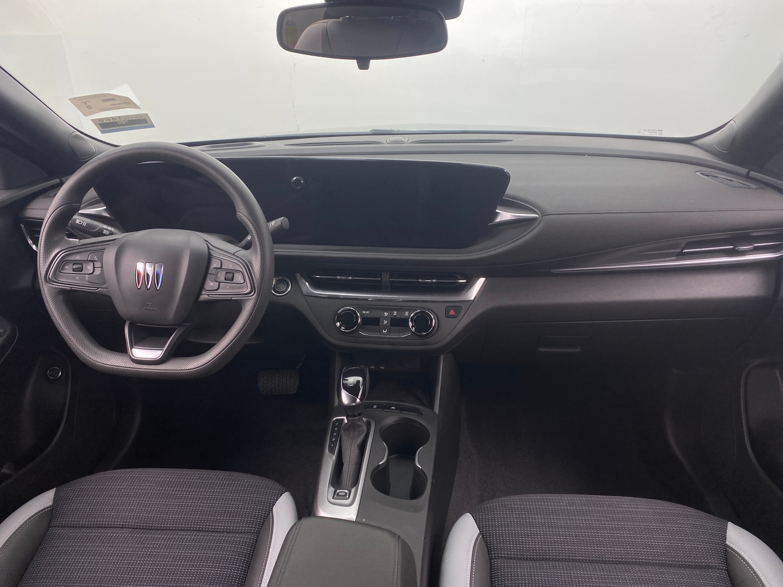 Thumbnail: 2024 Buick Envista - 2
