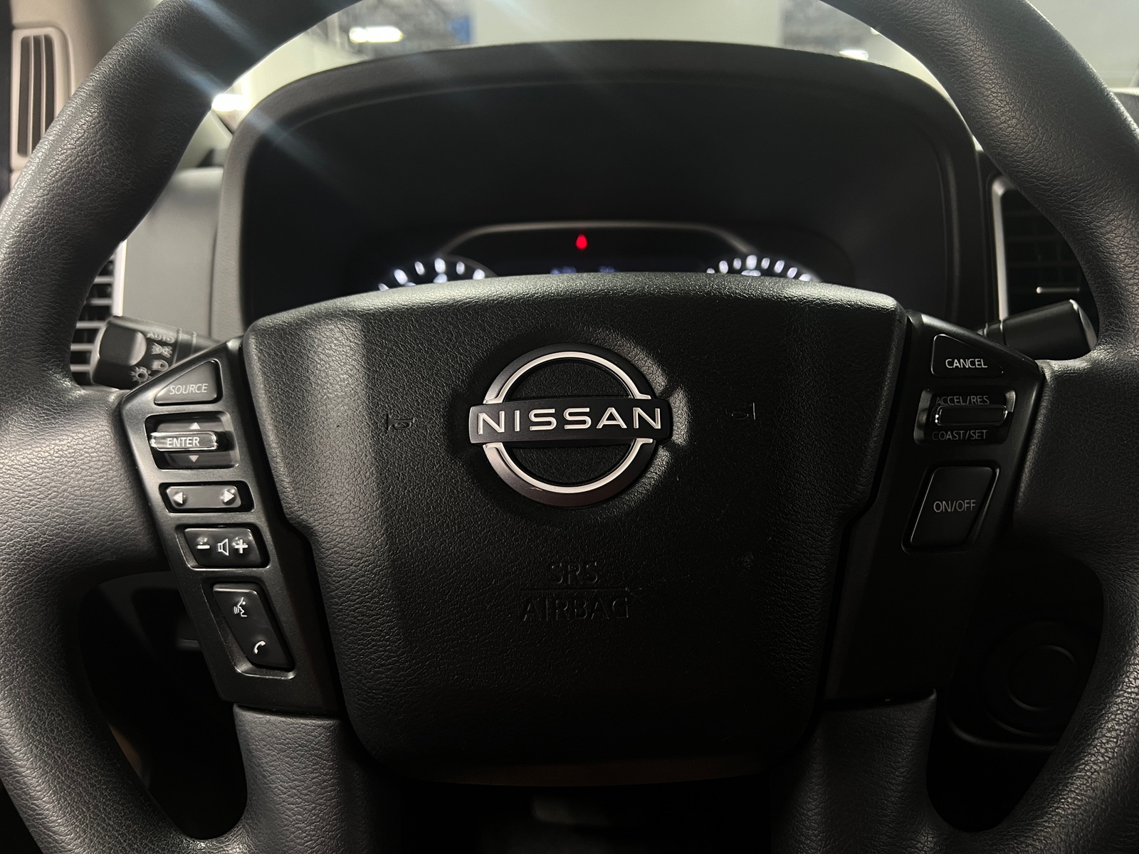 Thumbnail: 2022 Nissan Frontier - 5