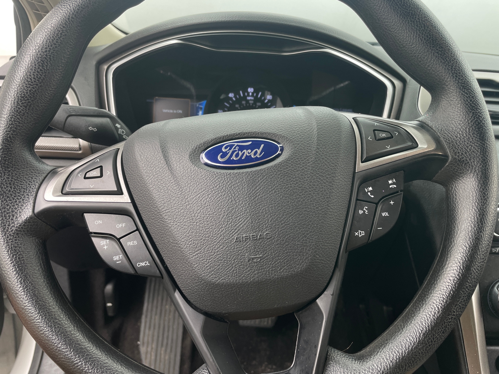 Thumbnail: 2017 Ford Fusion - 5