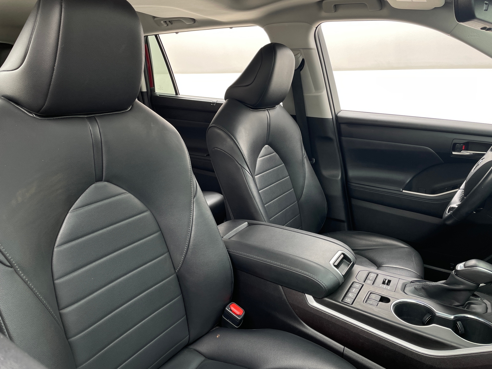 Thumbnail: 2020 Toyota Highlander - 2