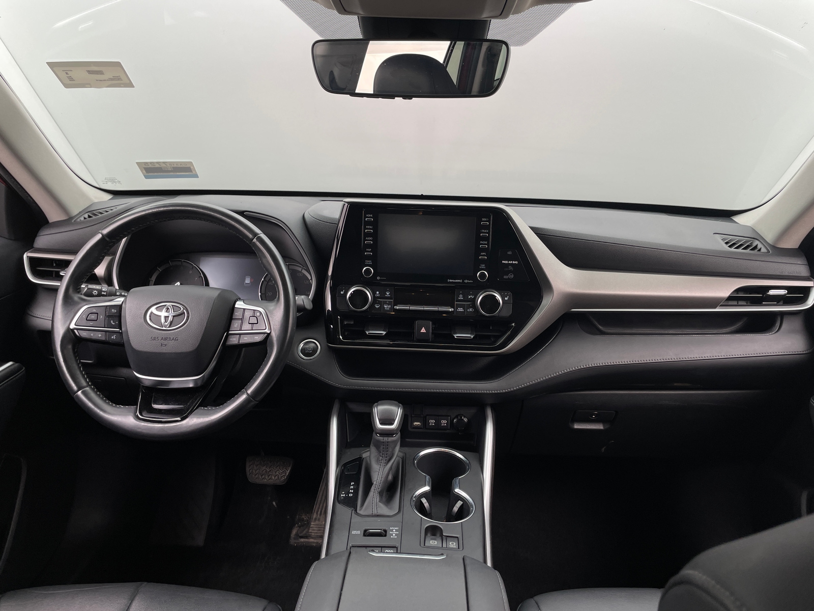Thumbnail: 2020 Toyota Highlander - 3