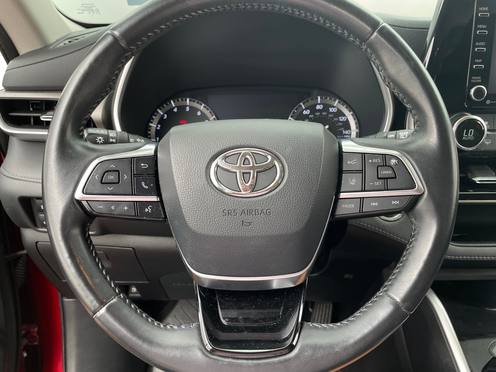 Thumbnail: 2020 Toyota Highlander - 5