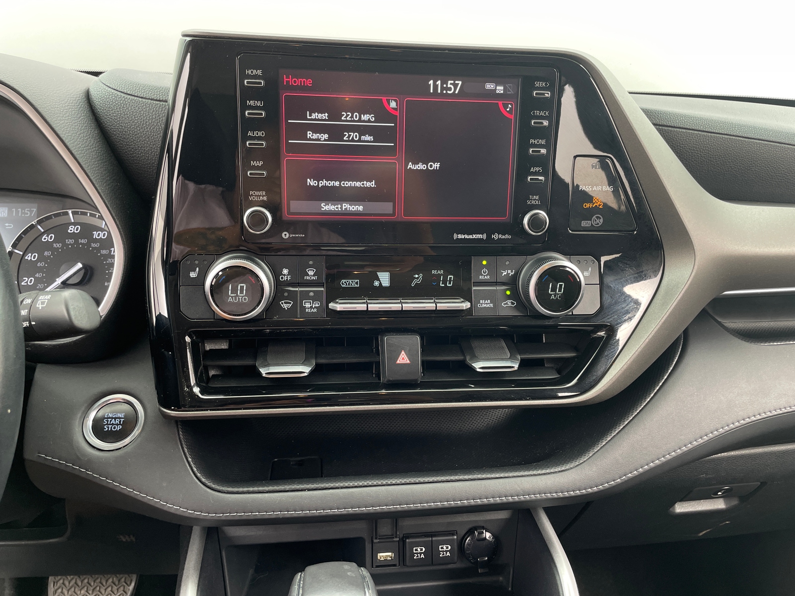 Thumbnail: 2020 Toyota Highlander - 4