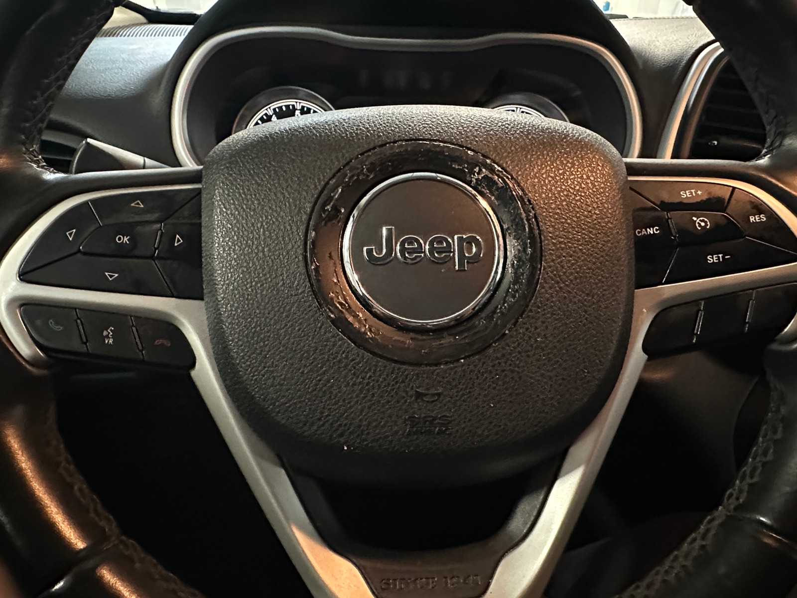 Thumbnail: 2018 Jeep Cherokee - 5