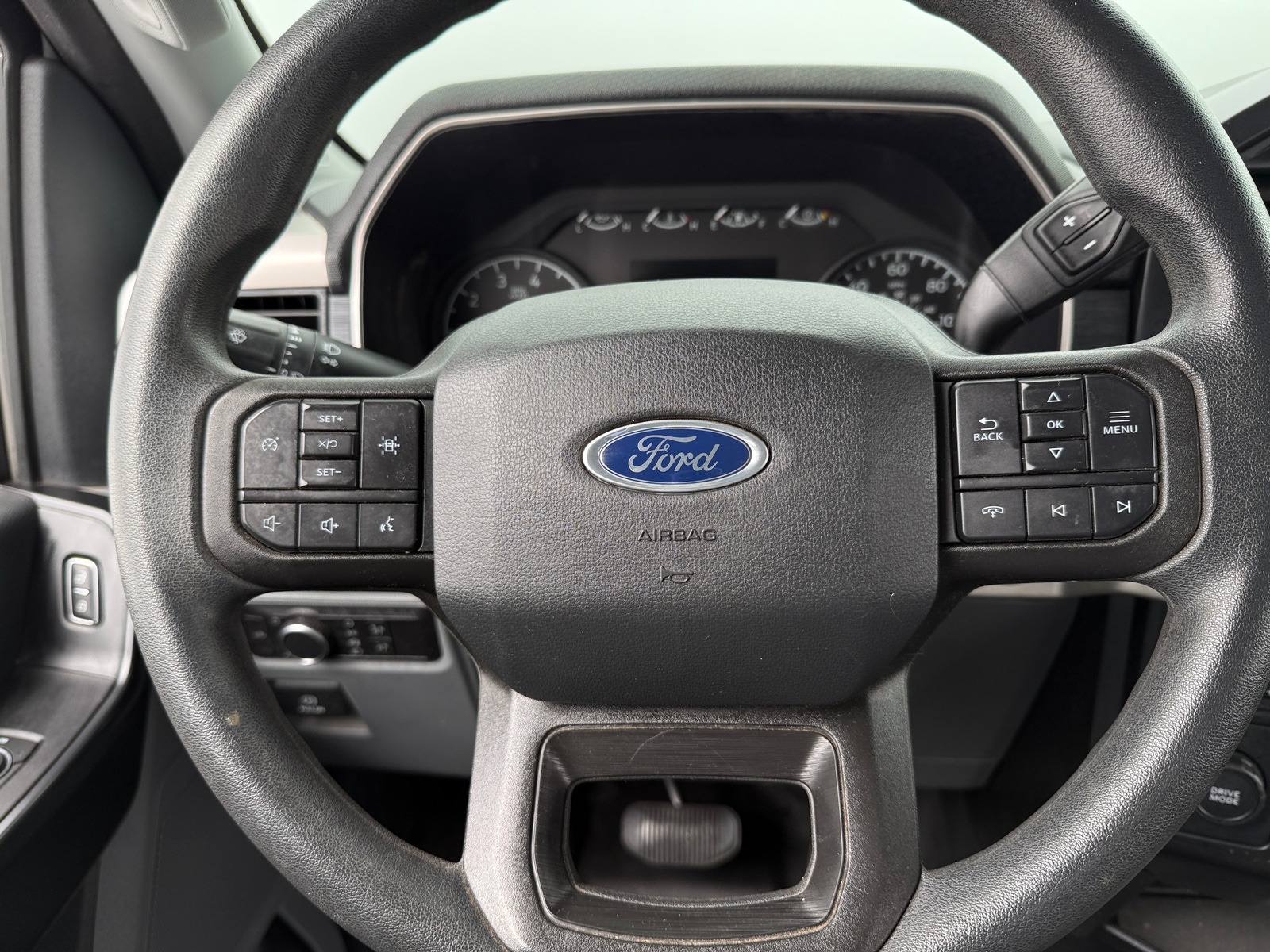 Thumbnail: 2021 Ford Econoline - 4