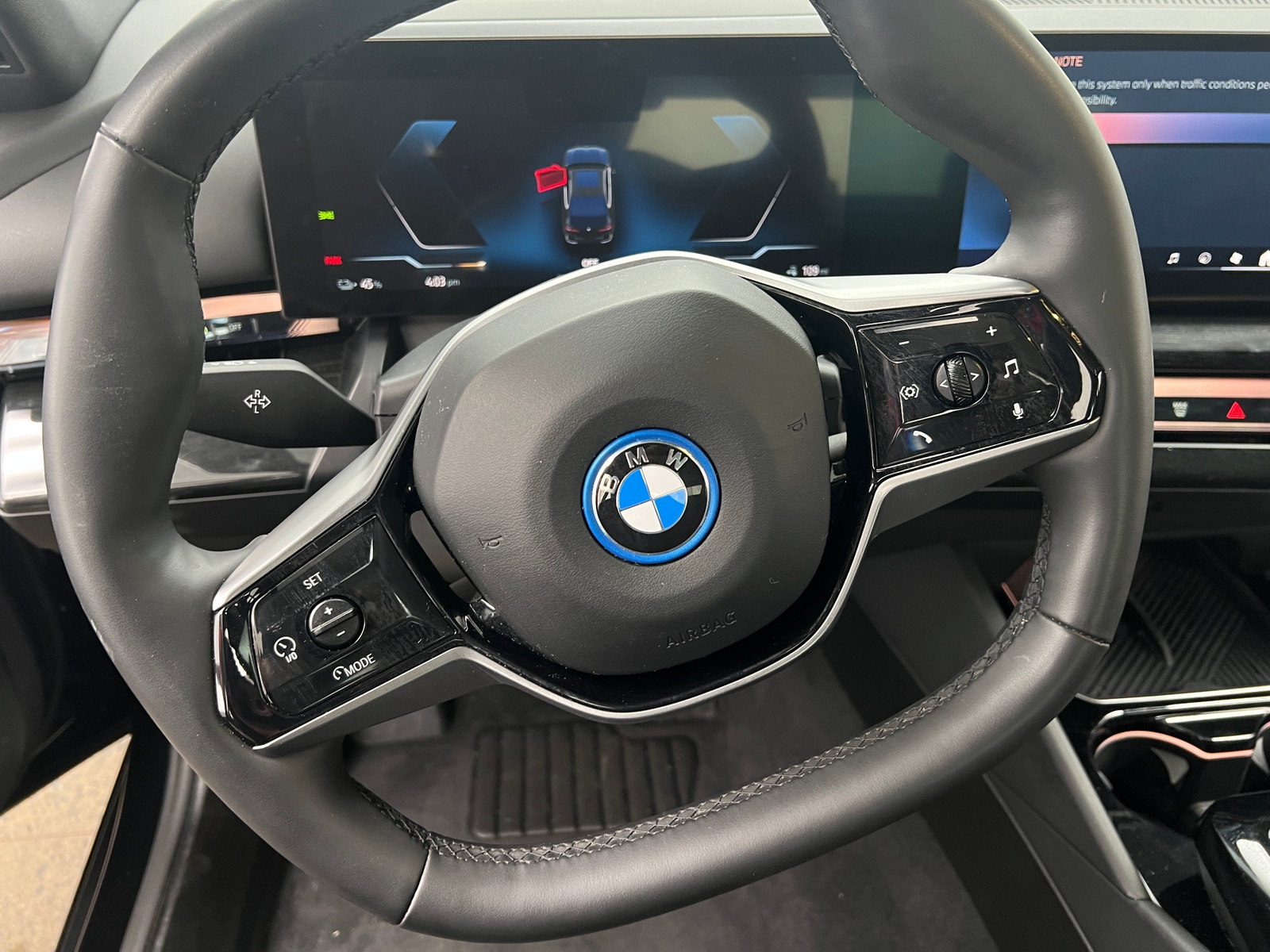 Thumbnail: 2024 BMW i5 - 4