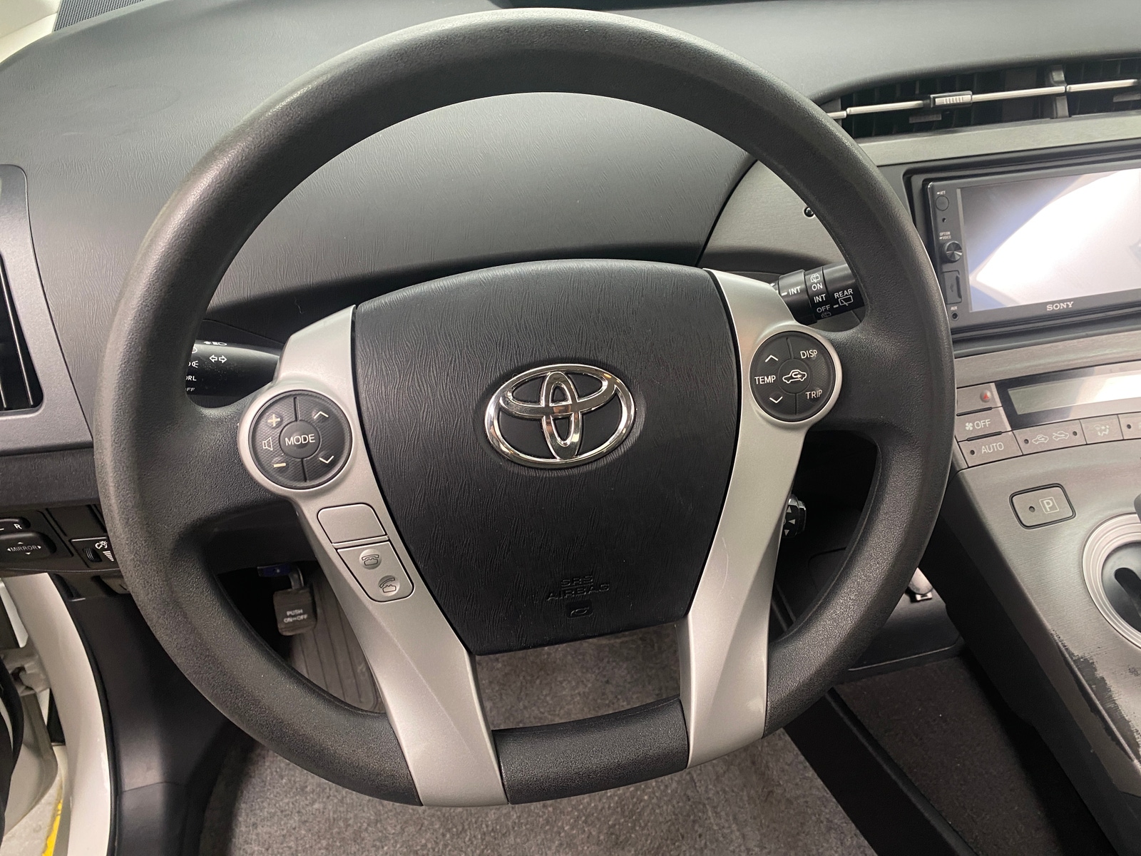 Thumbnail: 2013 Toyota Prius - 5