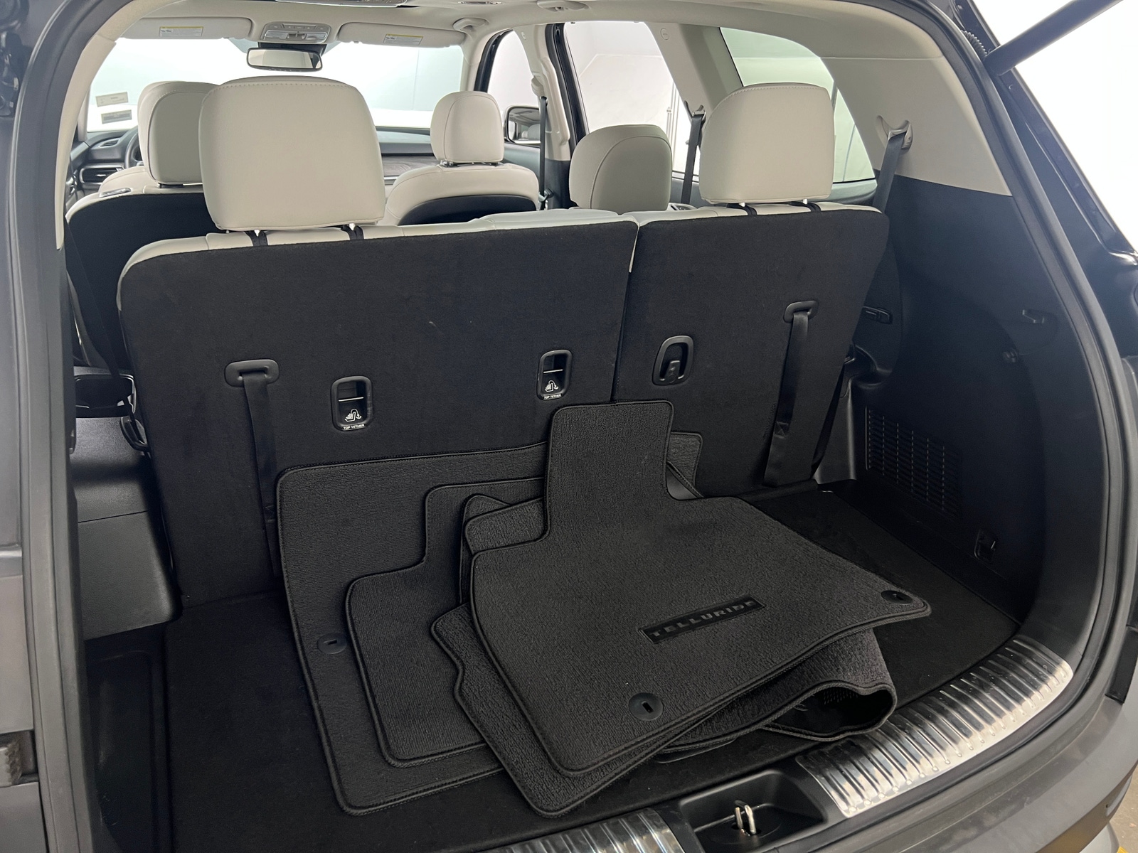 Thumbnail: 2021 Kia Telluride - 6
