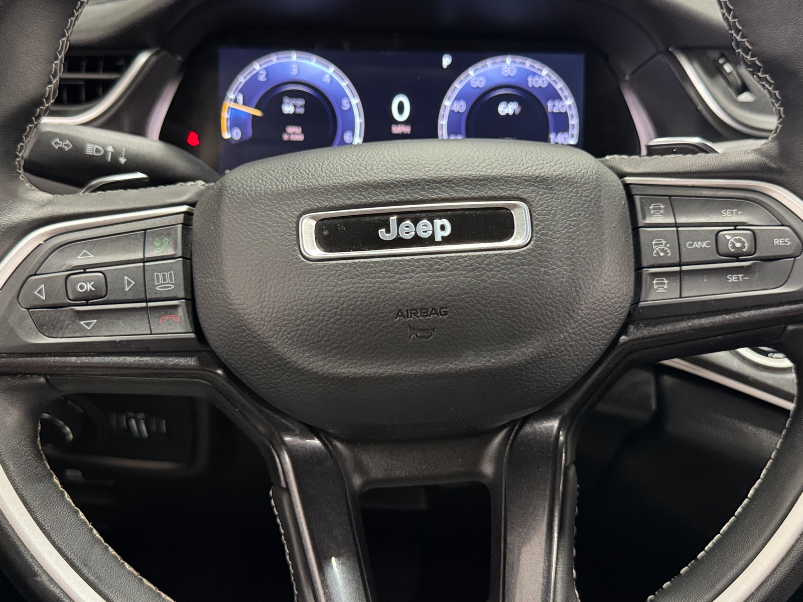 Thumbnail: 2022 Jeep Grand Cherokee - 5