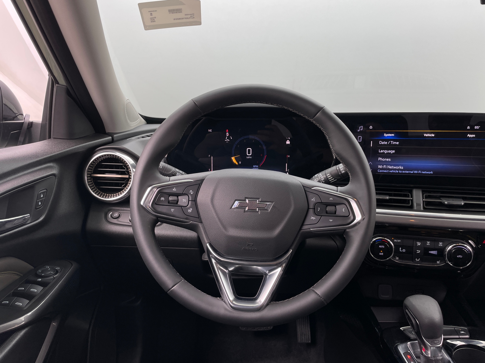 Thumbnail: 2025 Chevrolet Trax - 4